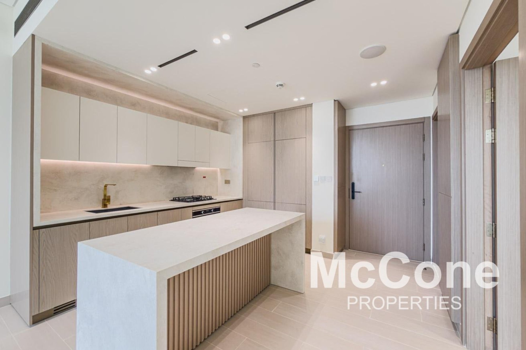 1 Bedroom Apartment for Rent in Binghatti Phoenix, Jumeirah Village Circle