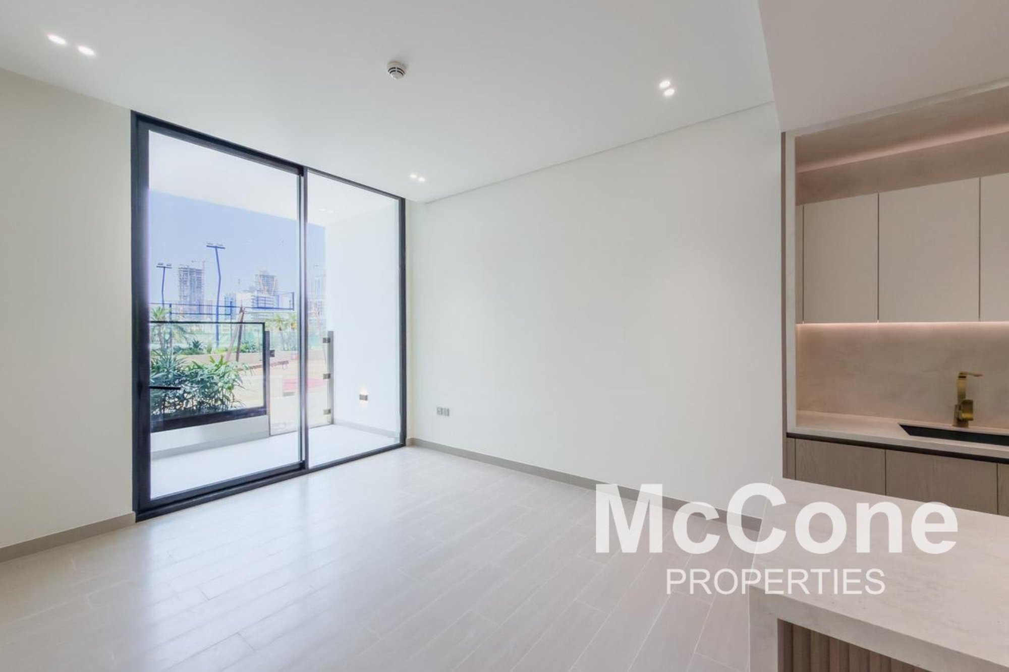 1 Bedroom Apartment for Rent in Binghatti Phoenix, Jumeirah Village Circle — photo 7 of 22