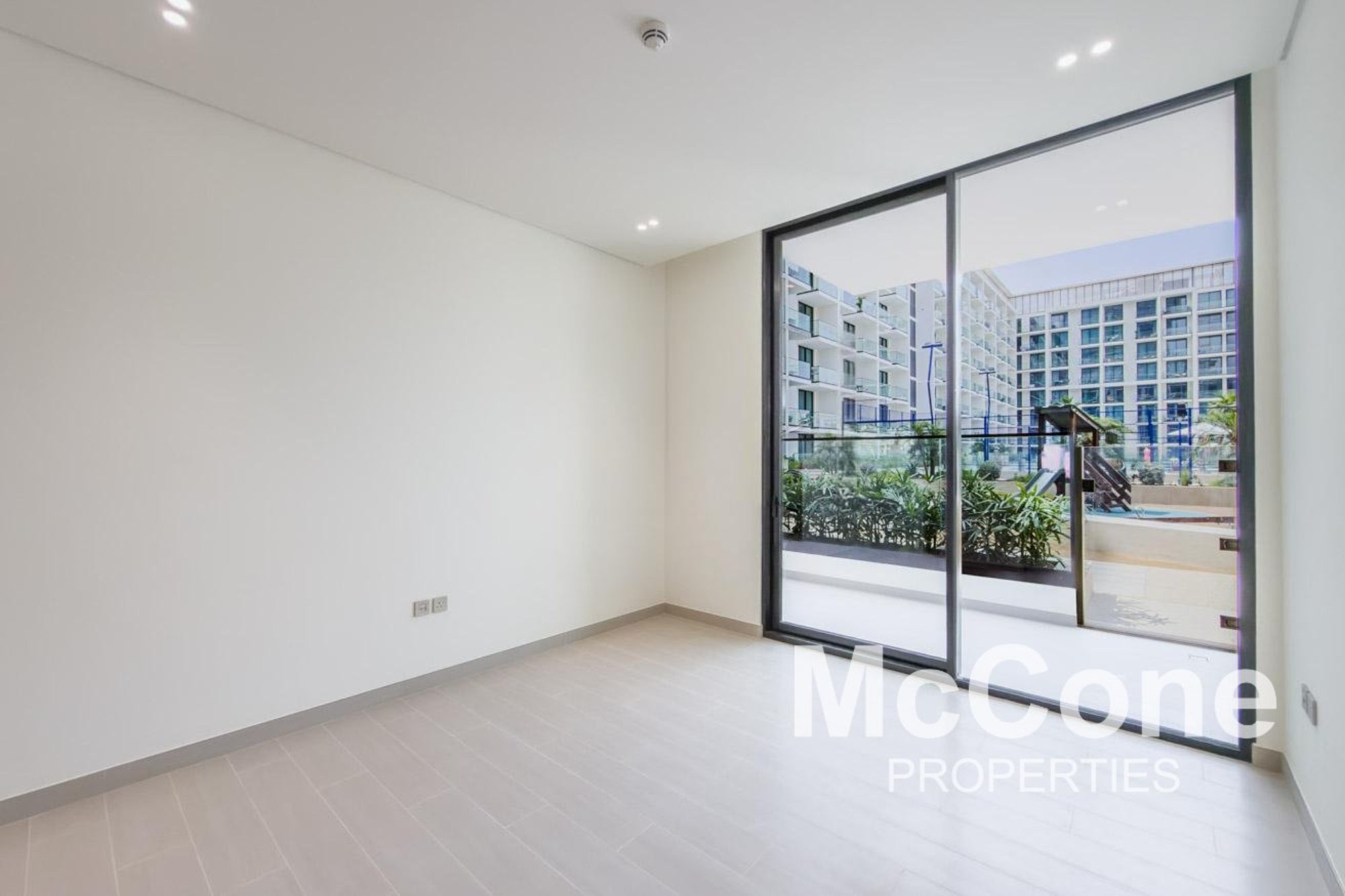 1 Bedroom Apartment for Rent in Binghatti Phoenix, Jumeirah Village Circle — photo 8 of 22