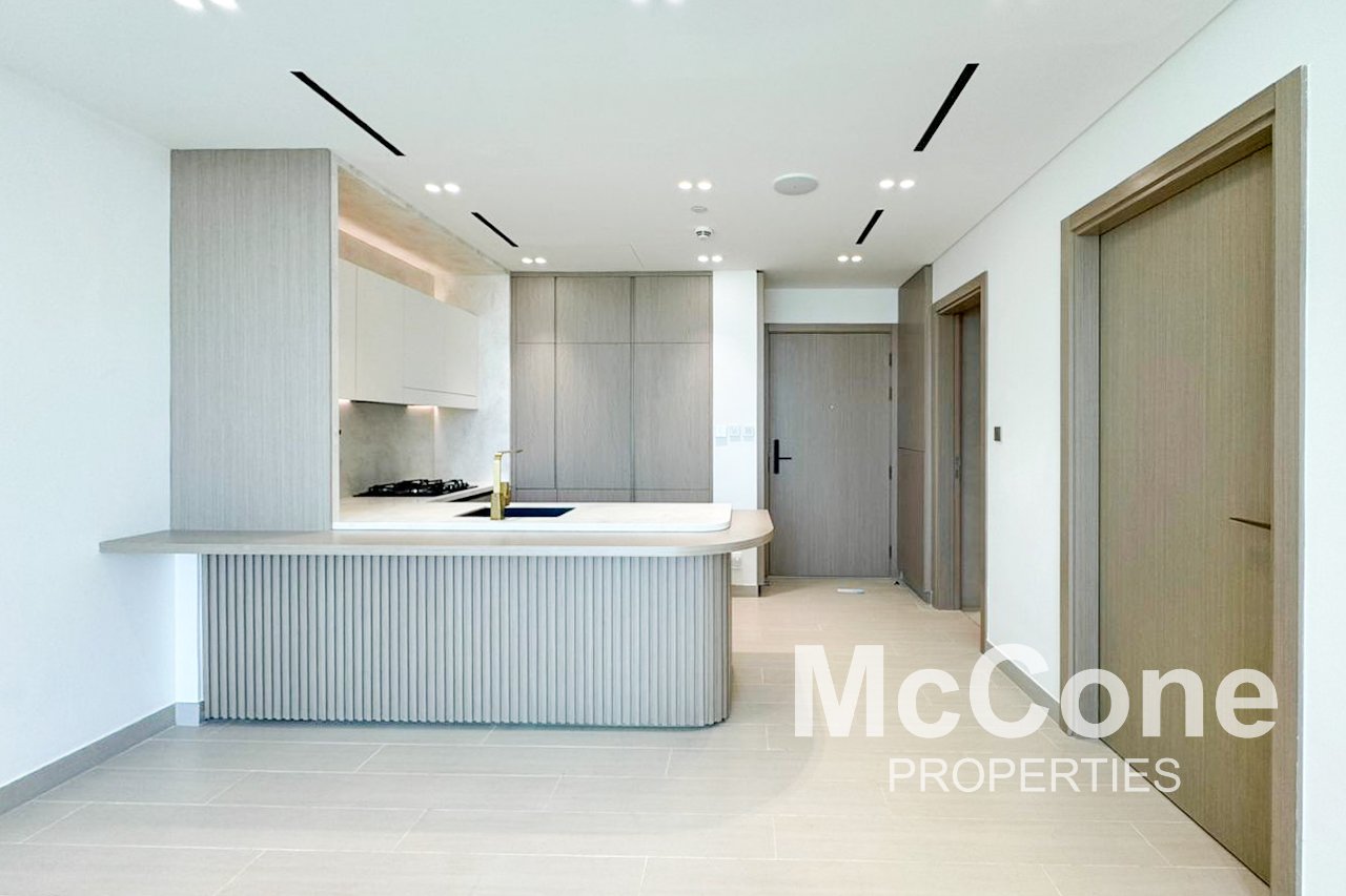 1 Bedroom Apartment for Rent in Binghatti Phoenix, Jumeirah Village Circle — photo 6 of 12