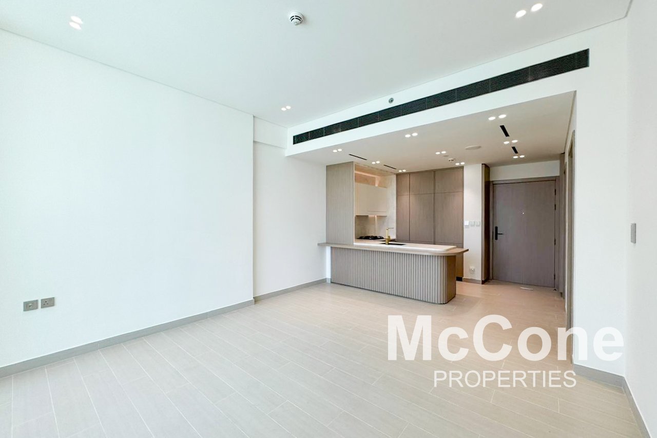 1 Bedroom Apartment for Rent in Binghatti Phoenix, Jumeirah Village Circle — photo 4 of 12