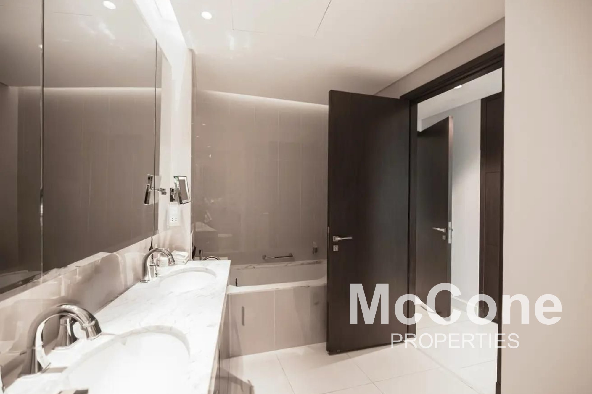 3 Bedroom Apartment for Rent in The Address Residence Fountain Views 1, Downtown Dubai — photograph 17 of 19
