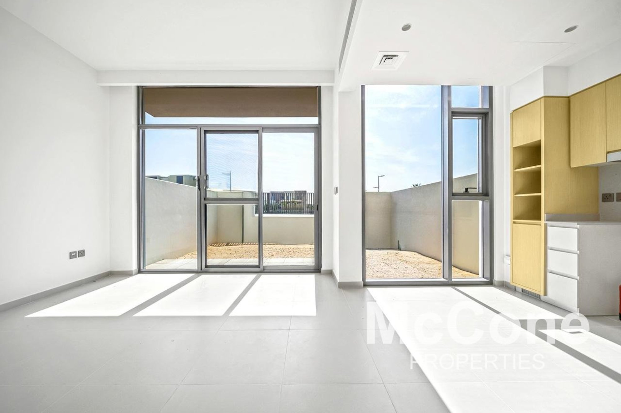 3 Bedroom Townhouse for Sale in Sun, Arabian Ranches 3 — photo 6 of 27