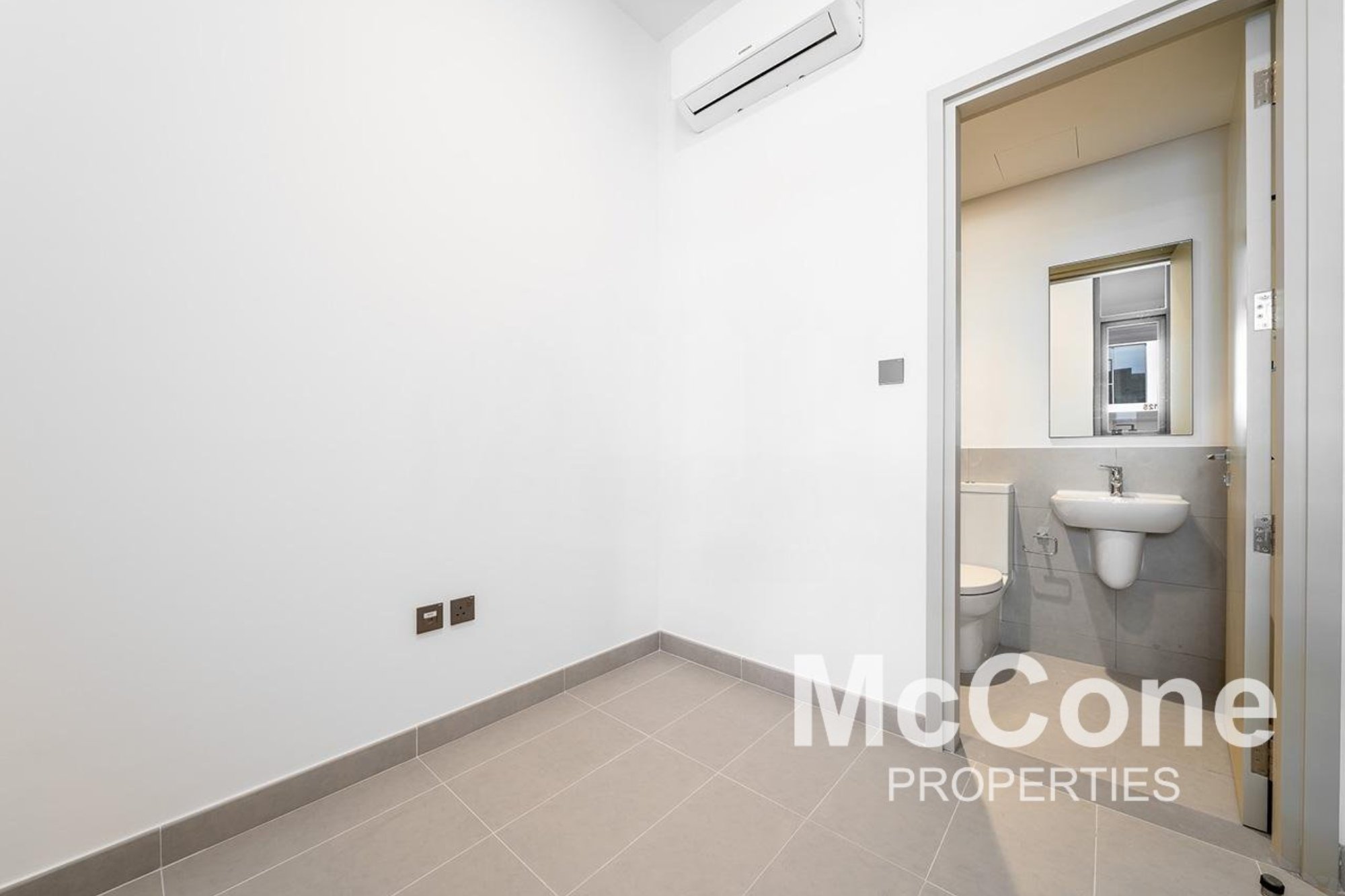 3 Bedroom Townhouse for Sale in Sun, Arabian Ranches 3 — photograph 17 of 27