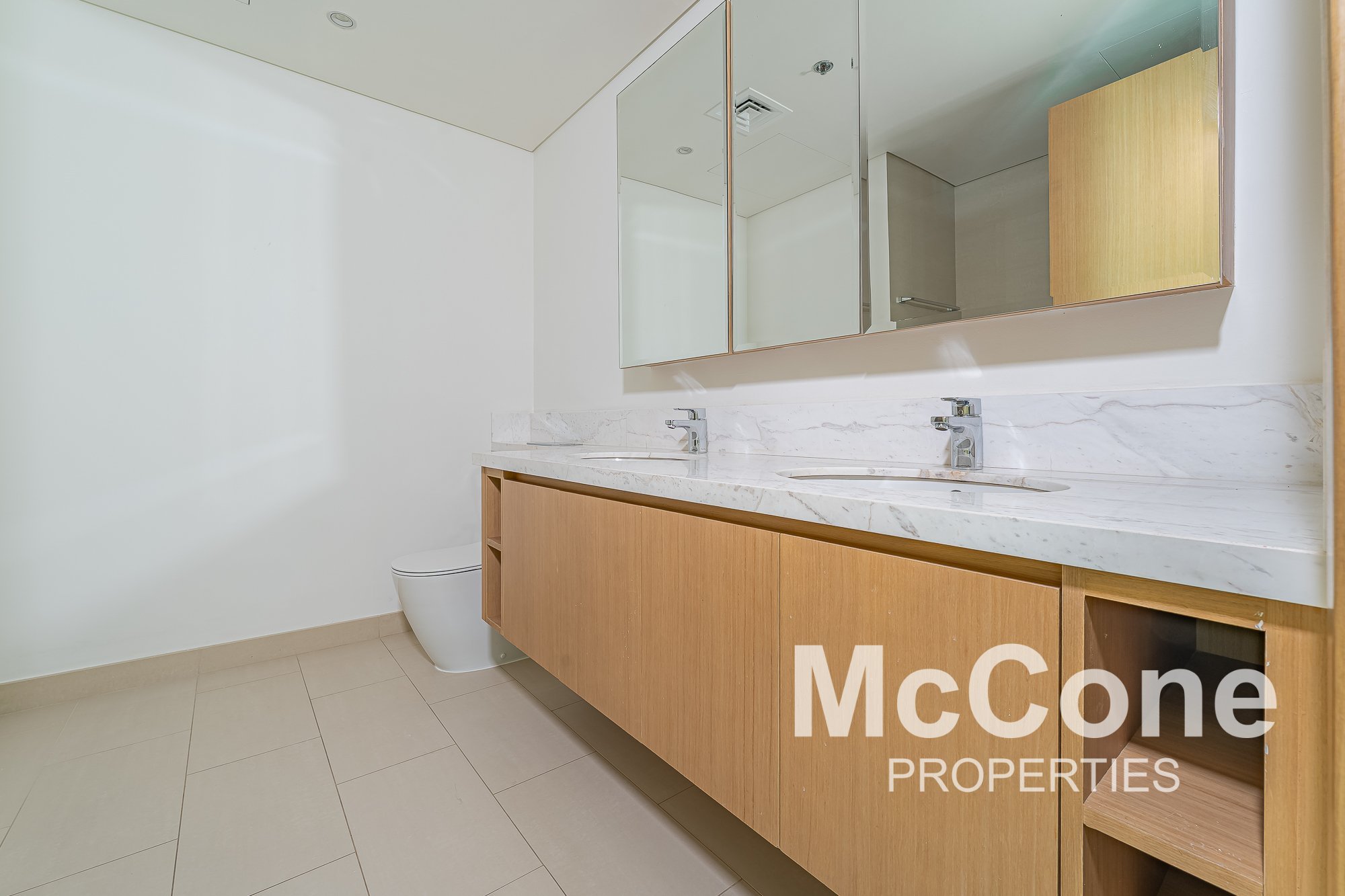3 Bedroom Apartment for Sale in Harbour Views 1, Dubai Creek Harbour (The Lagoons) — photograph 15 of 21