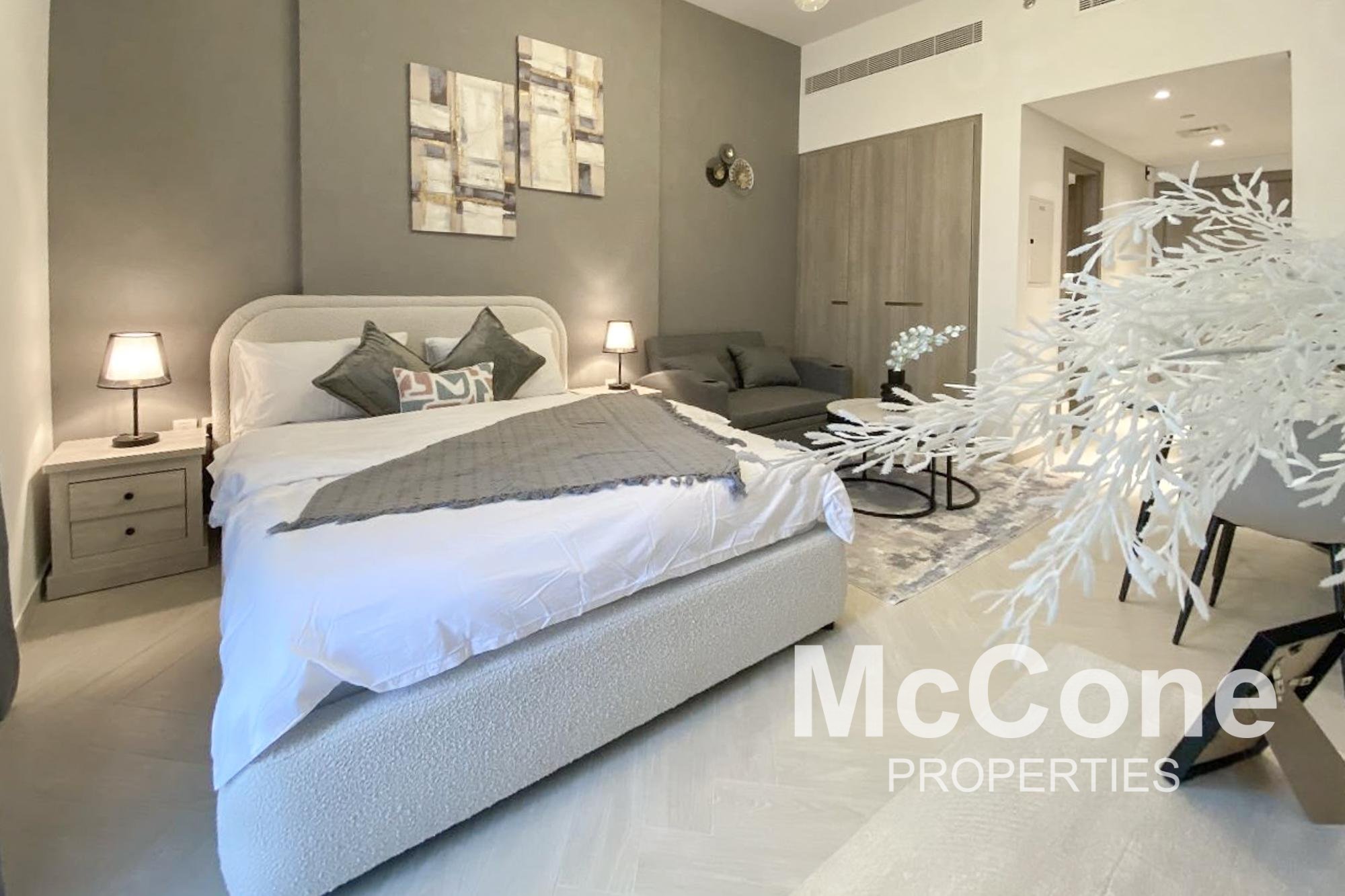 Studio Apartment for Rent in Oxford 212, Jumeirah Village Circle — photo 4 of 12