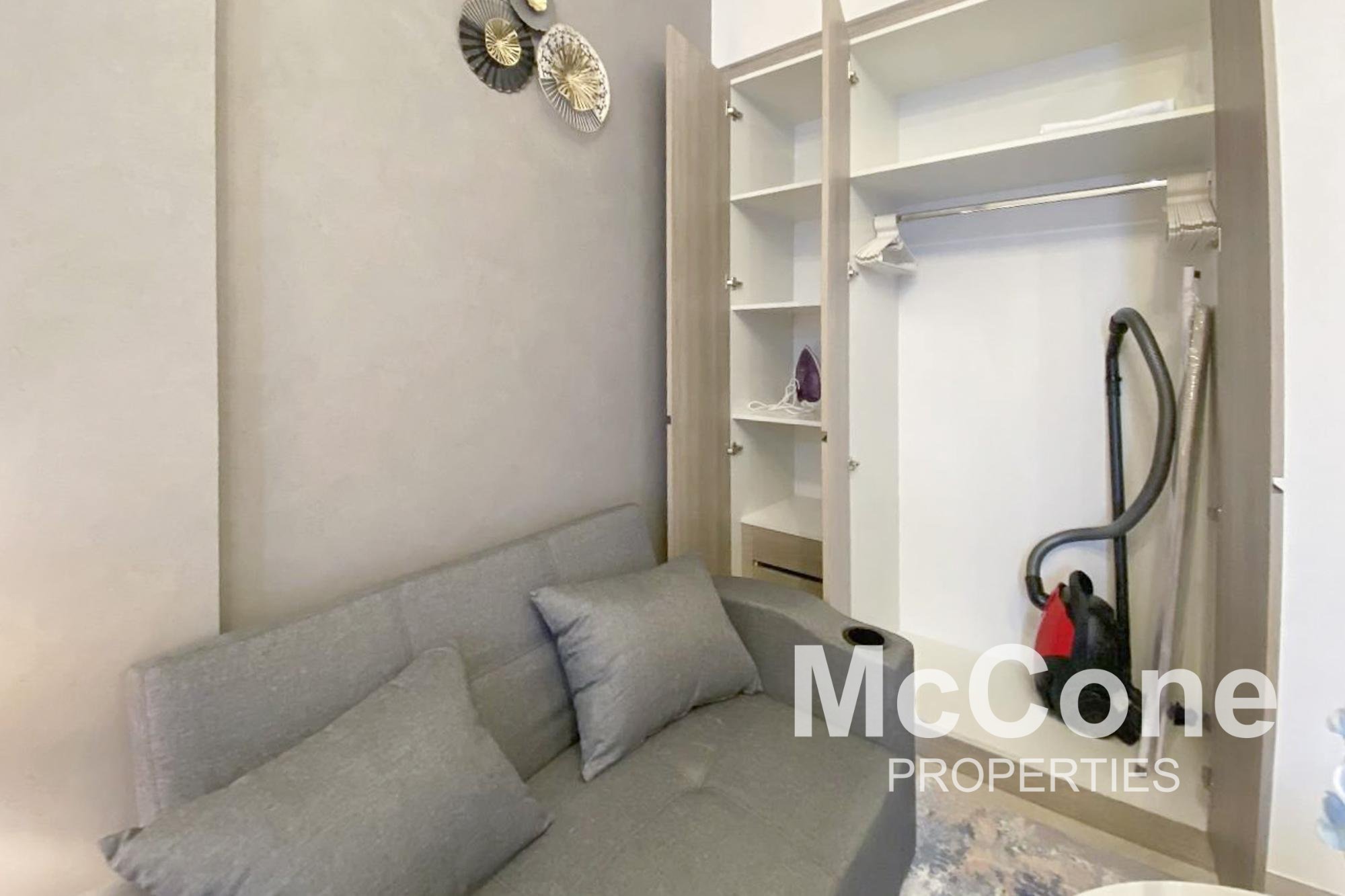 Studio Apartment for Rent in Oxford 212, Jumeirah Village Circle — photo 6 of 12