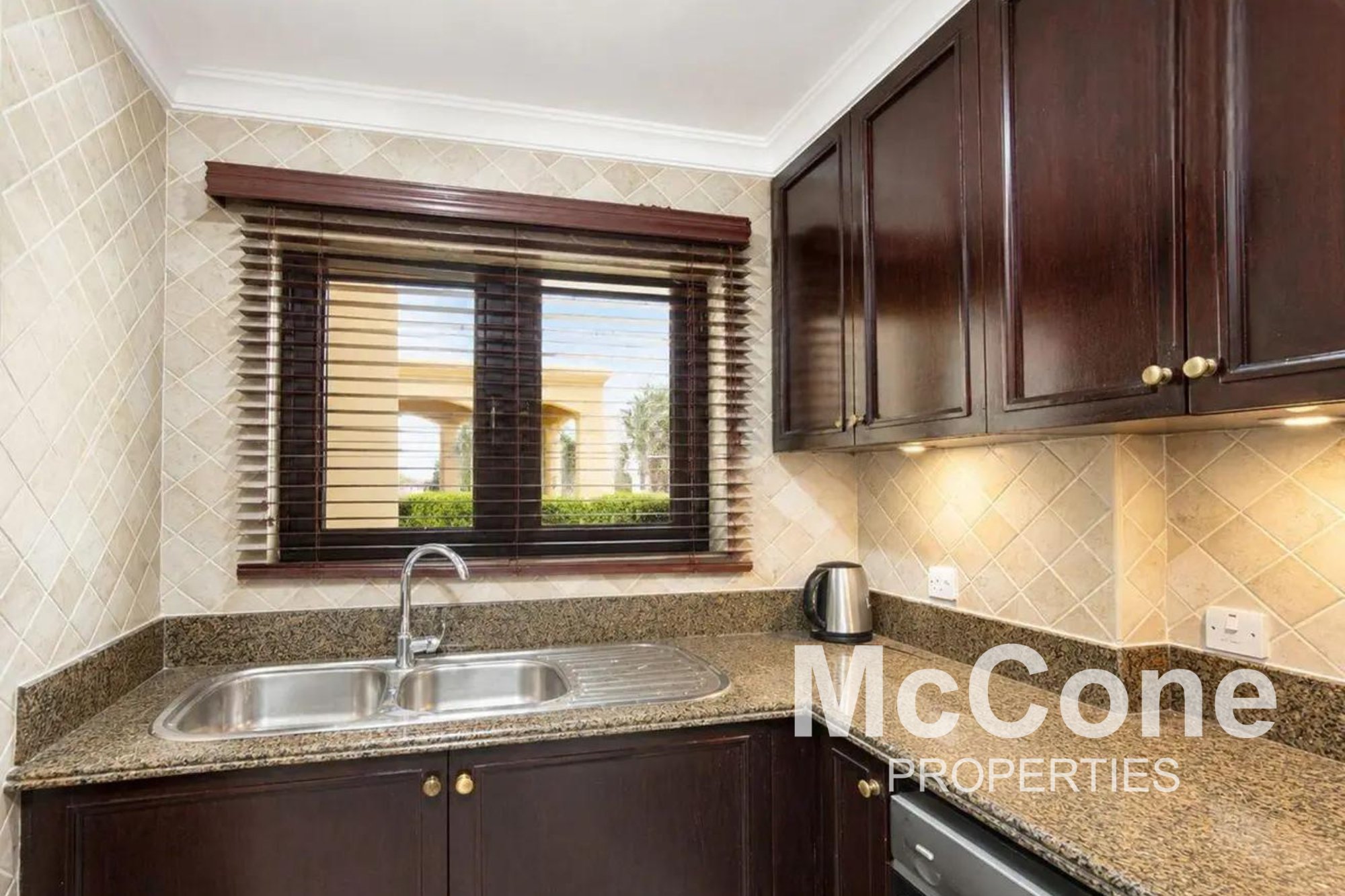 1 Bedroom Apartment for Sale in Attareen Residences, Downtown Dubai — photo 6 of 10