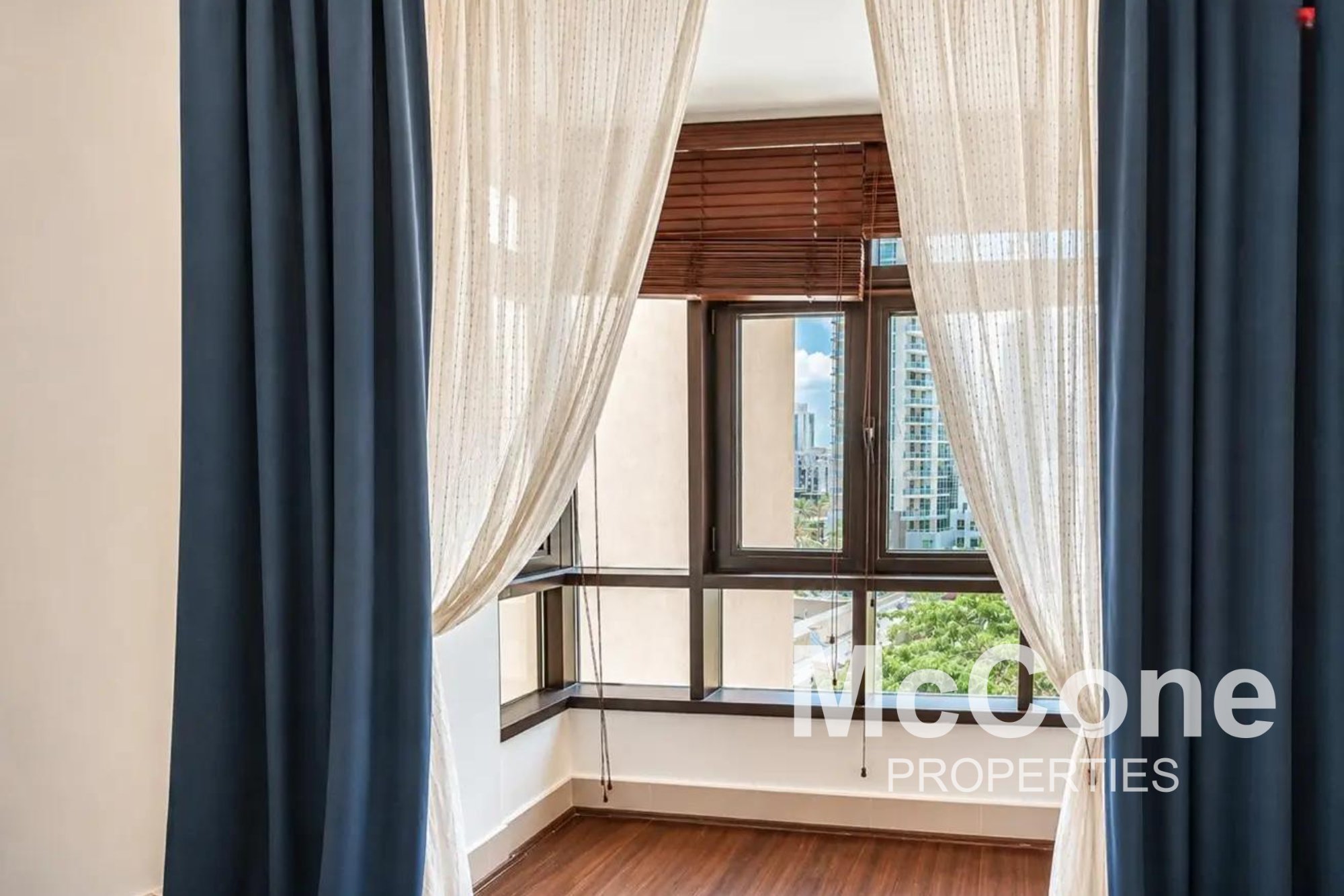 1 Bedroom Apartment for Sale in Attareen Residences, Downtown Dubai — photo 9 of 10