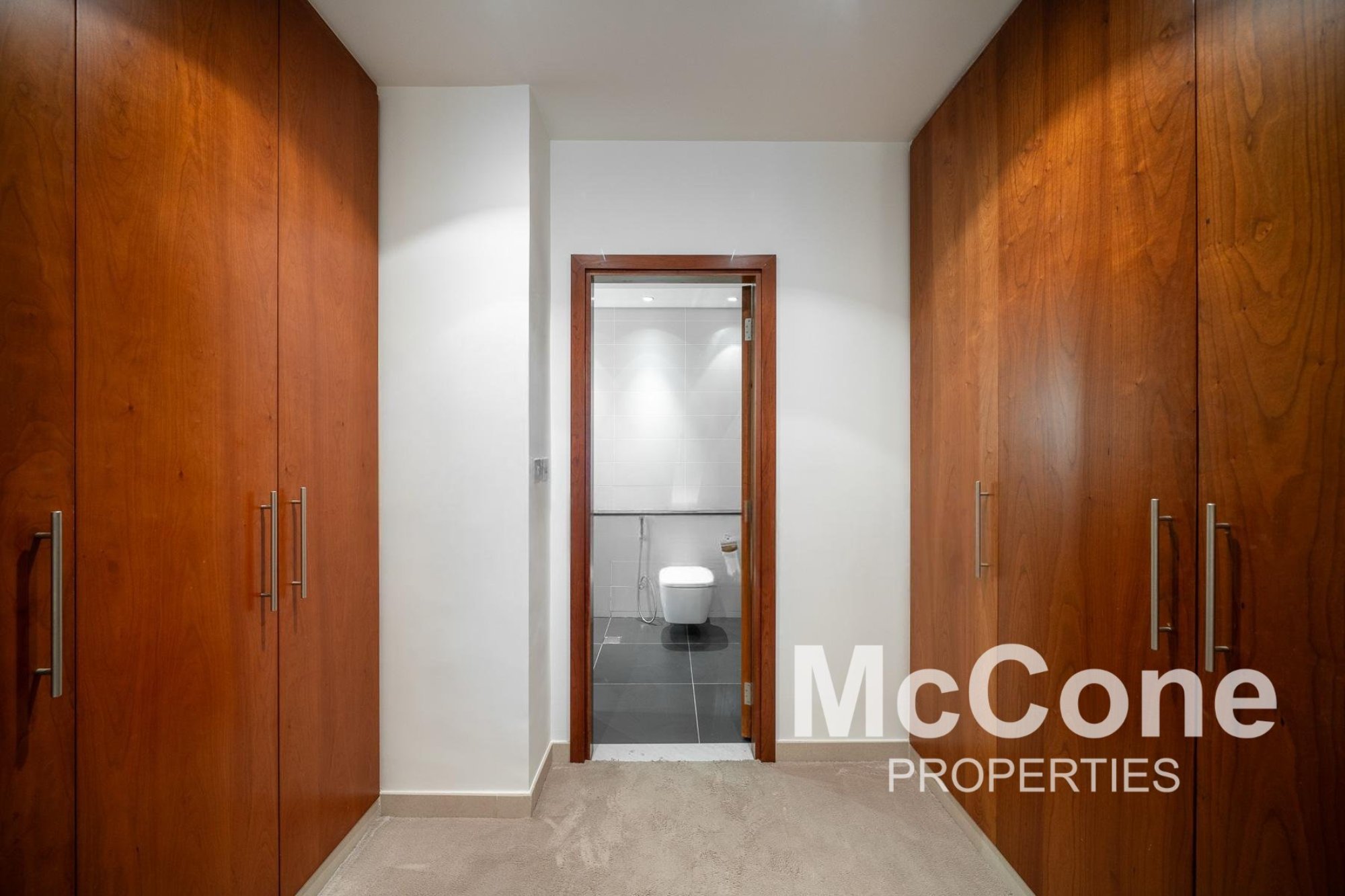 2 Bedroom Duplex for Rent in Central Park Residential Tower, DIFC — photograph 20 of 26