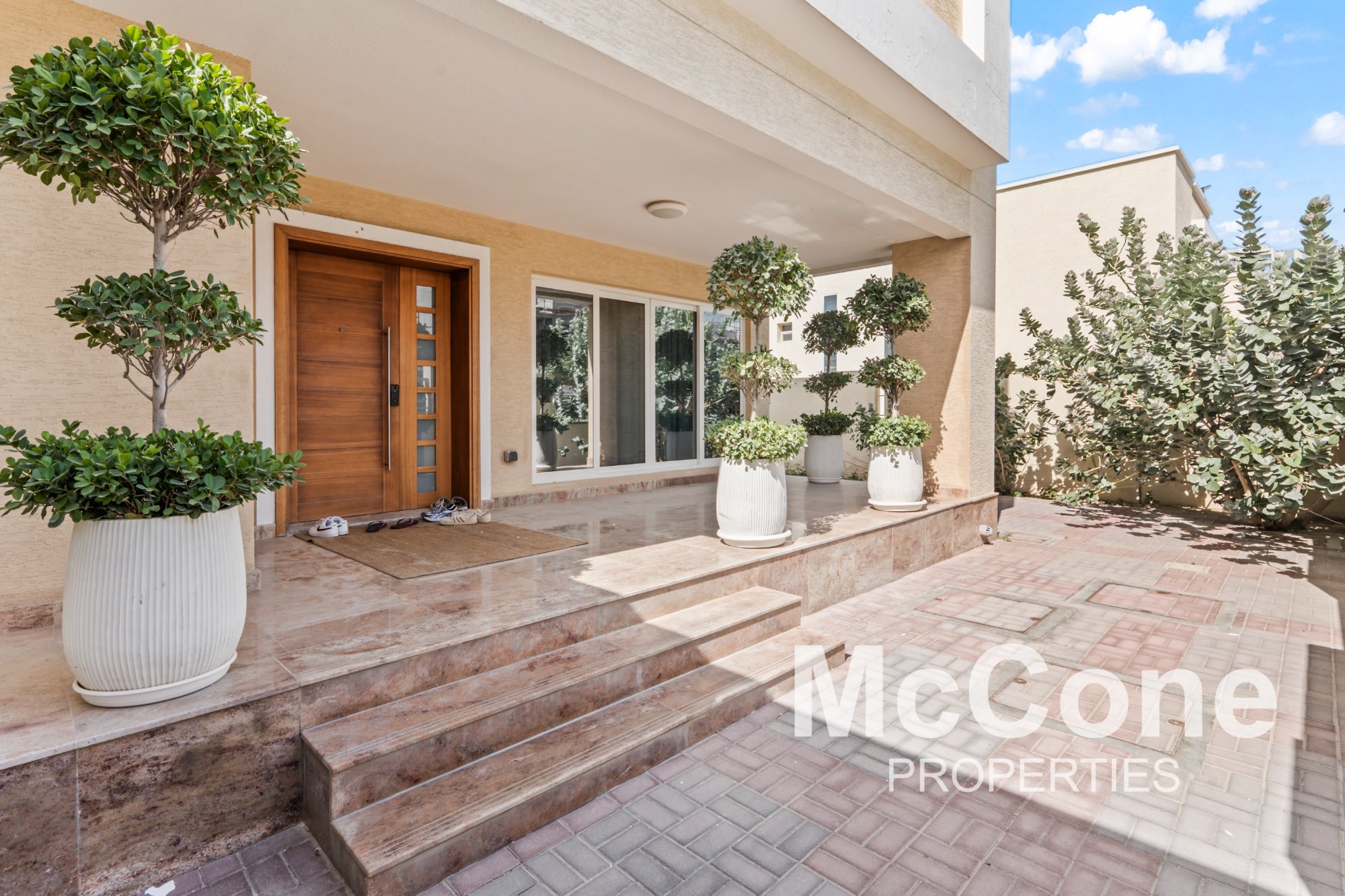 5 Bedroom Villa for Sale in Al Furjan West, Al Furjan — photo 2 of 10
