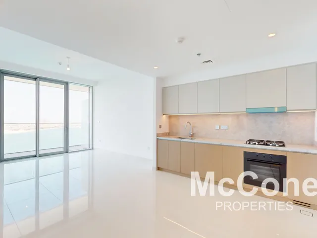 2 Bedroom Apartment for Rent in Beach Isle Tower 1, Dubai Harbour