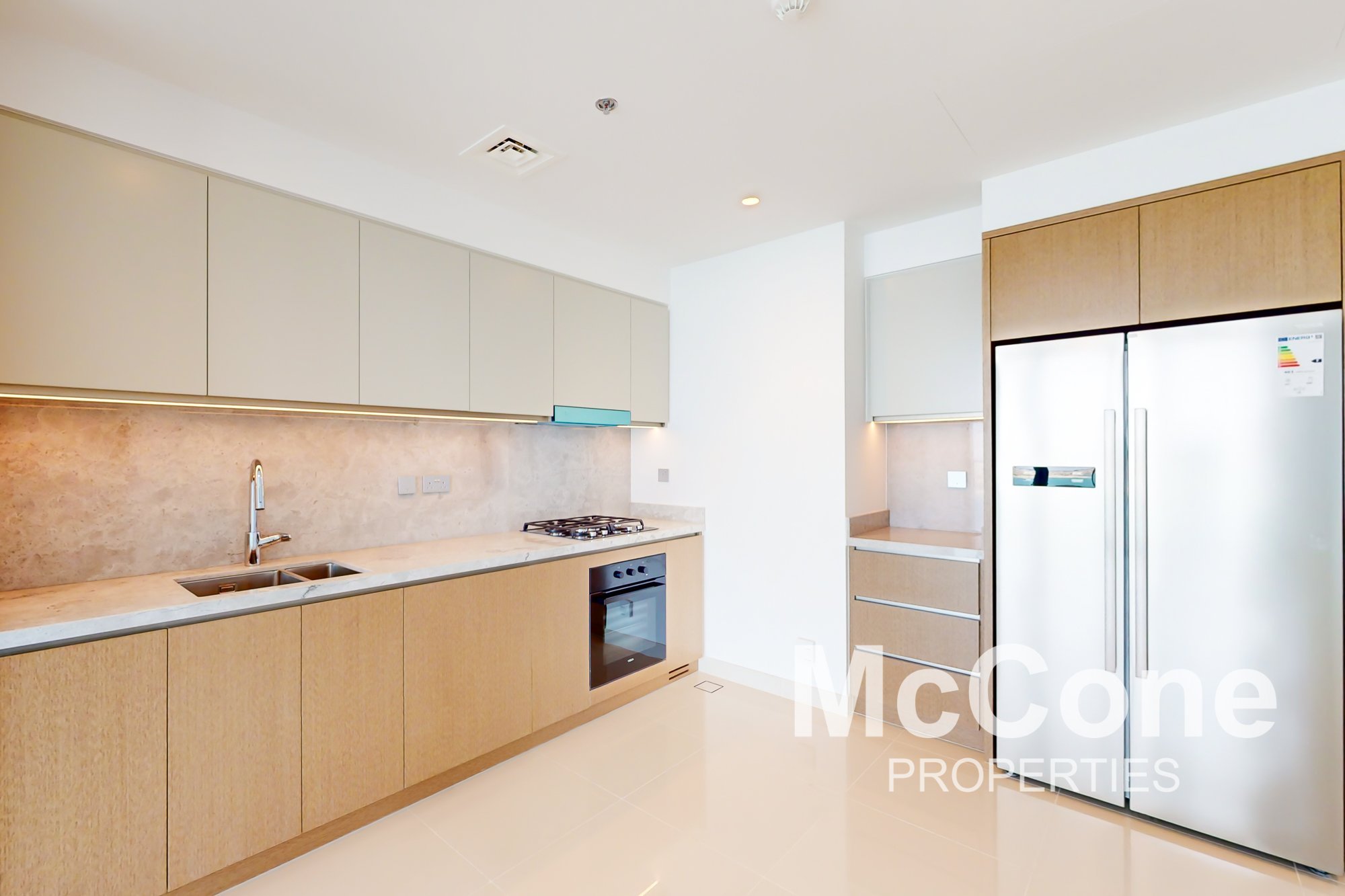 2 Bedroom Apartment for Rent in Beach Isle Tower 1, Dubai Harbour — photo 5 of 14