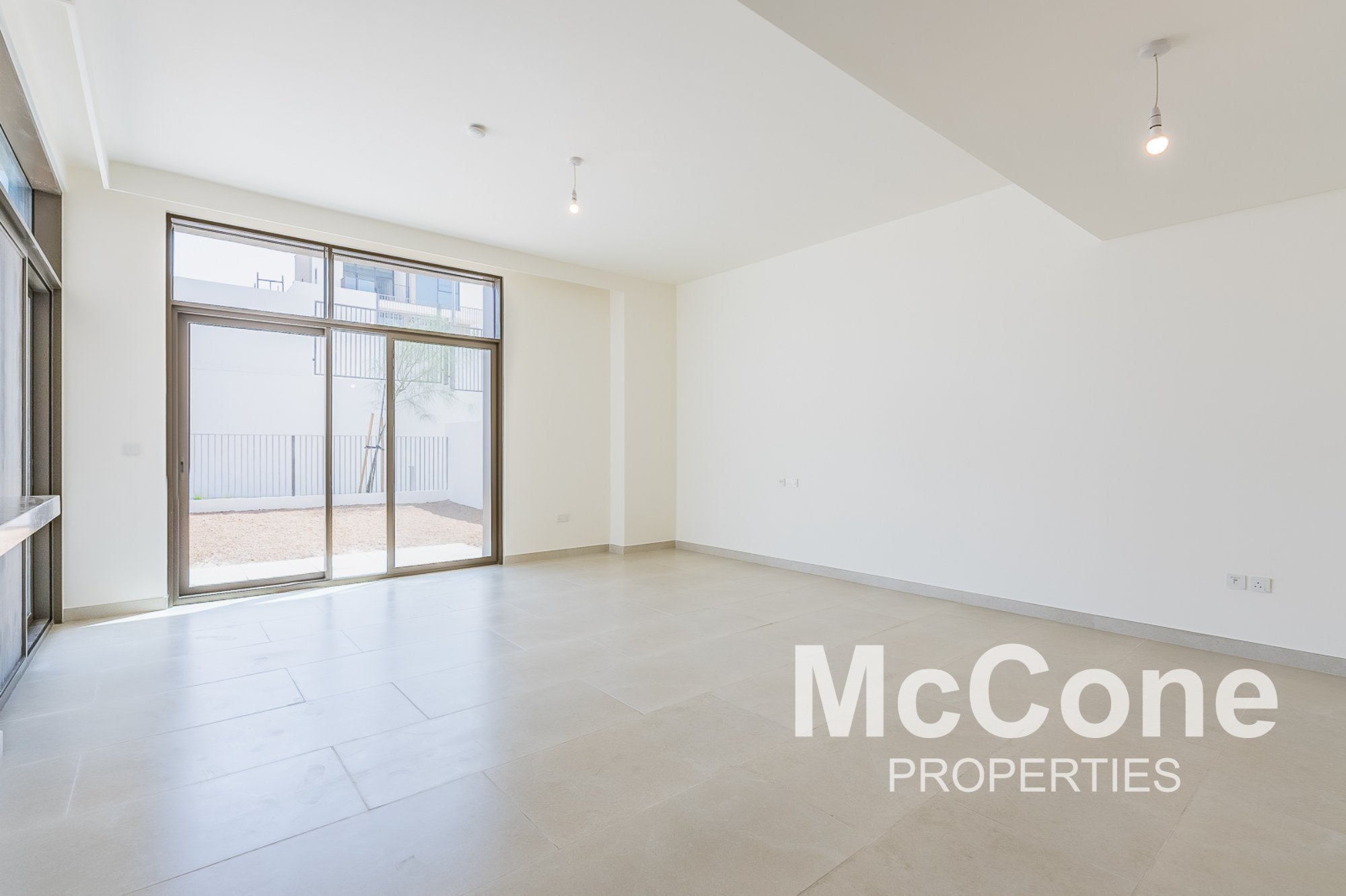 4 Bedroom Villa for Rent in Tilal Al Furjan, Al Furjan — photo 2 of 22