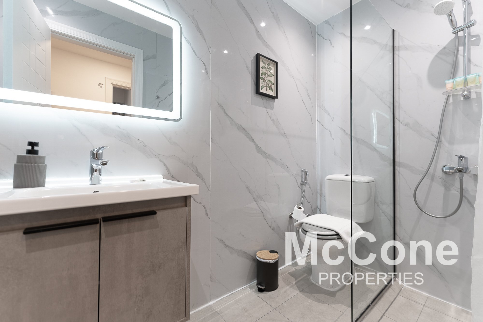 2 Bedroom Apartment for Rent in Escan Tower, Dubai Marina — photograph 14 of 23