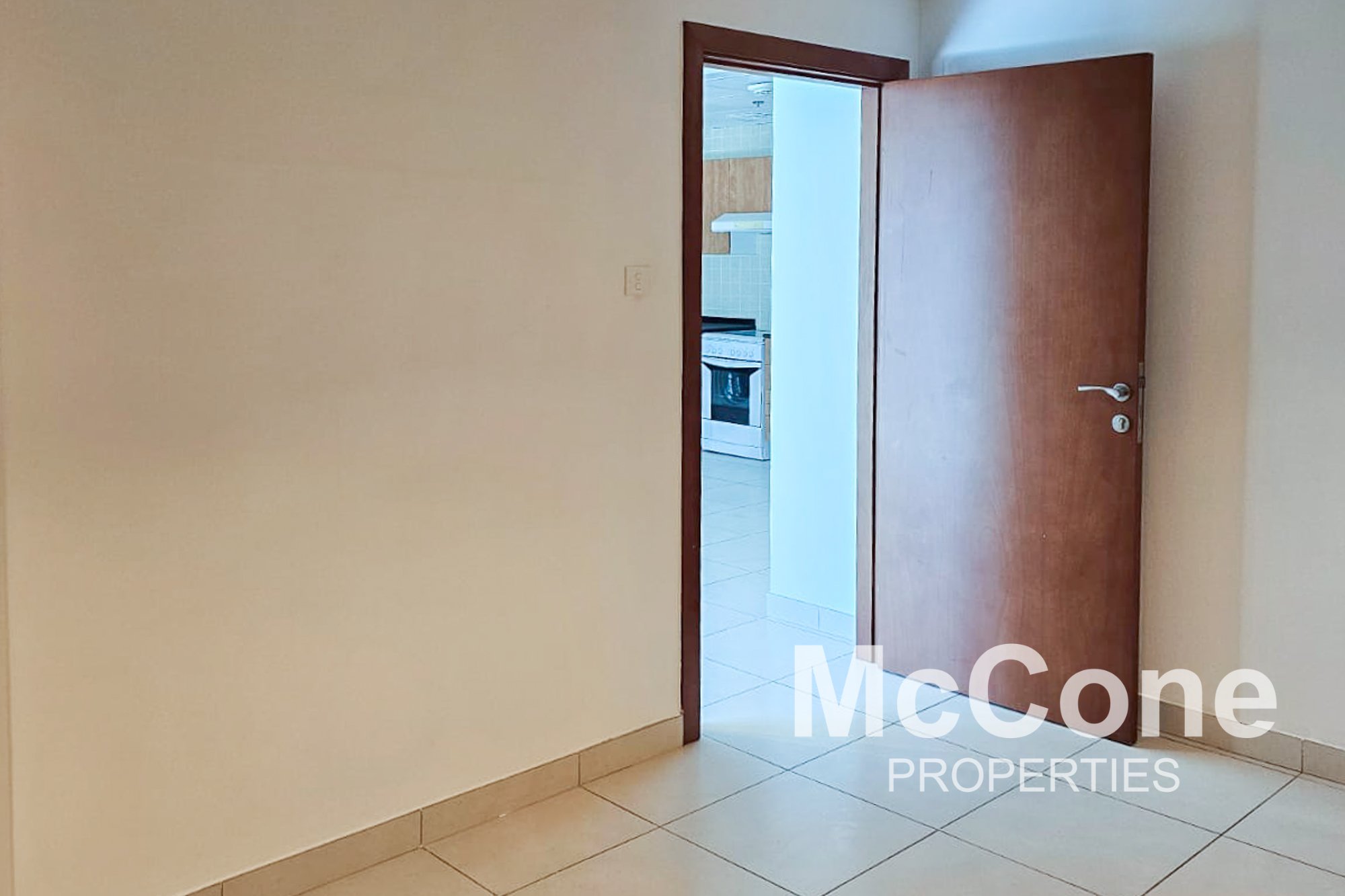 1 Bedroom Apartment for Rent in Marina View Tower B, Dubai Marina — photo 3 of 10