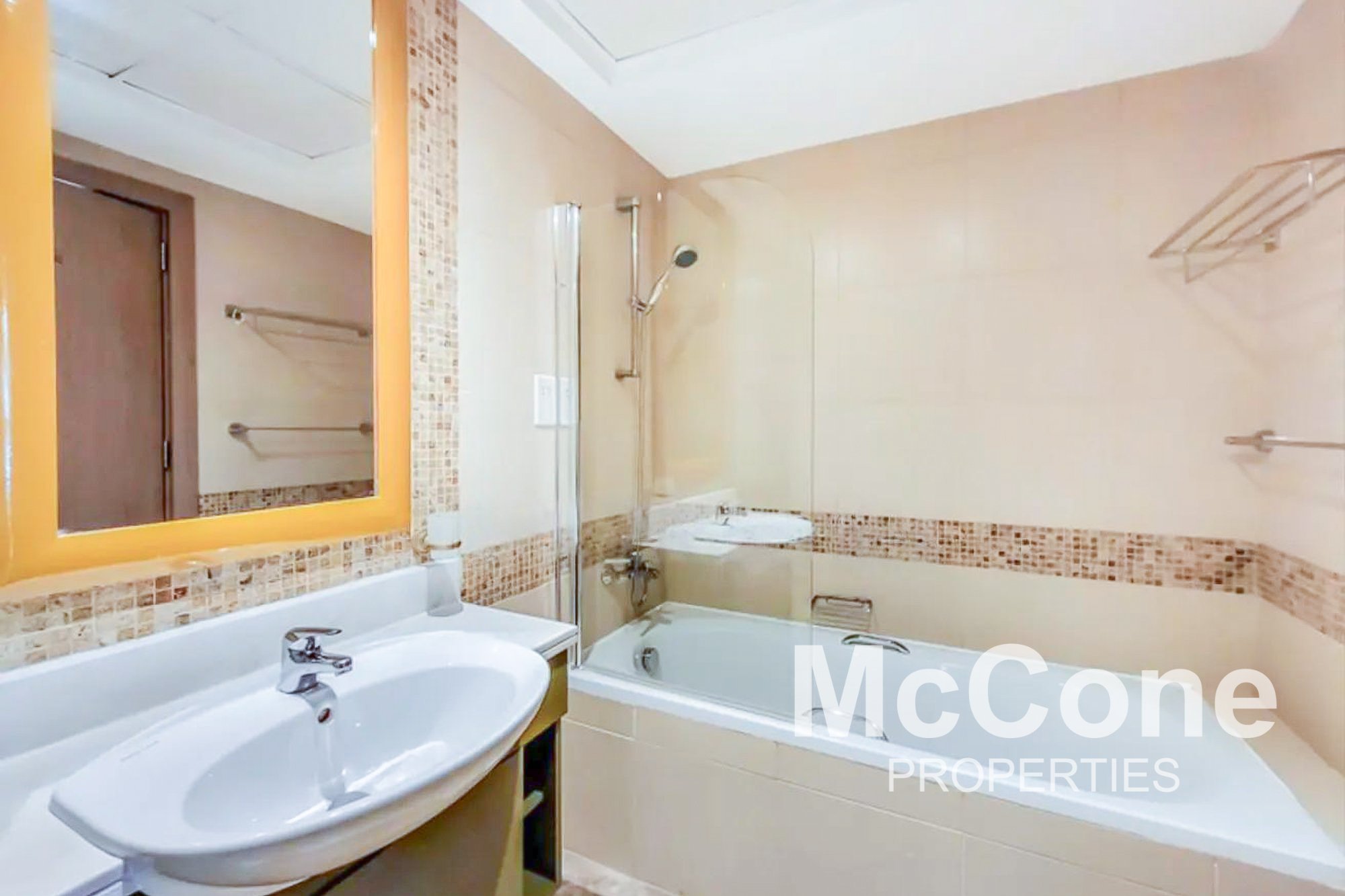 3 Bedroom Apartment for Rent in The Fairways West, The Views — photograph 18 of 23