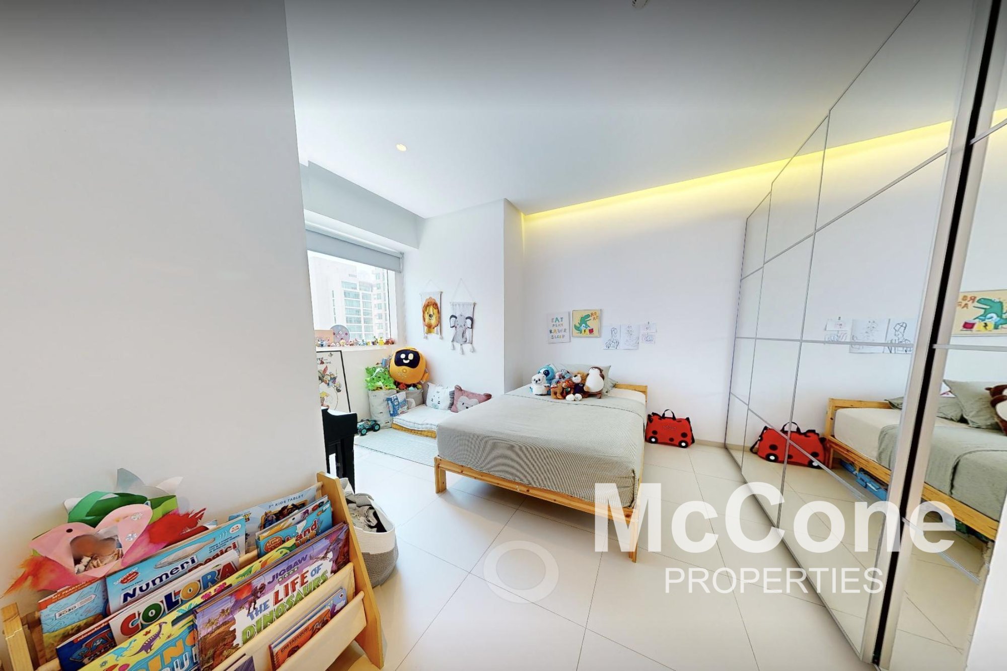 2 Bedroom Apartment for Rent in West Avenue Tower, Dubai Marina — photo 5 of 10