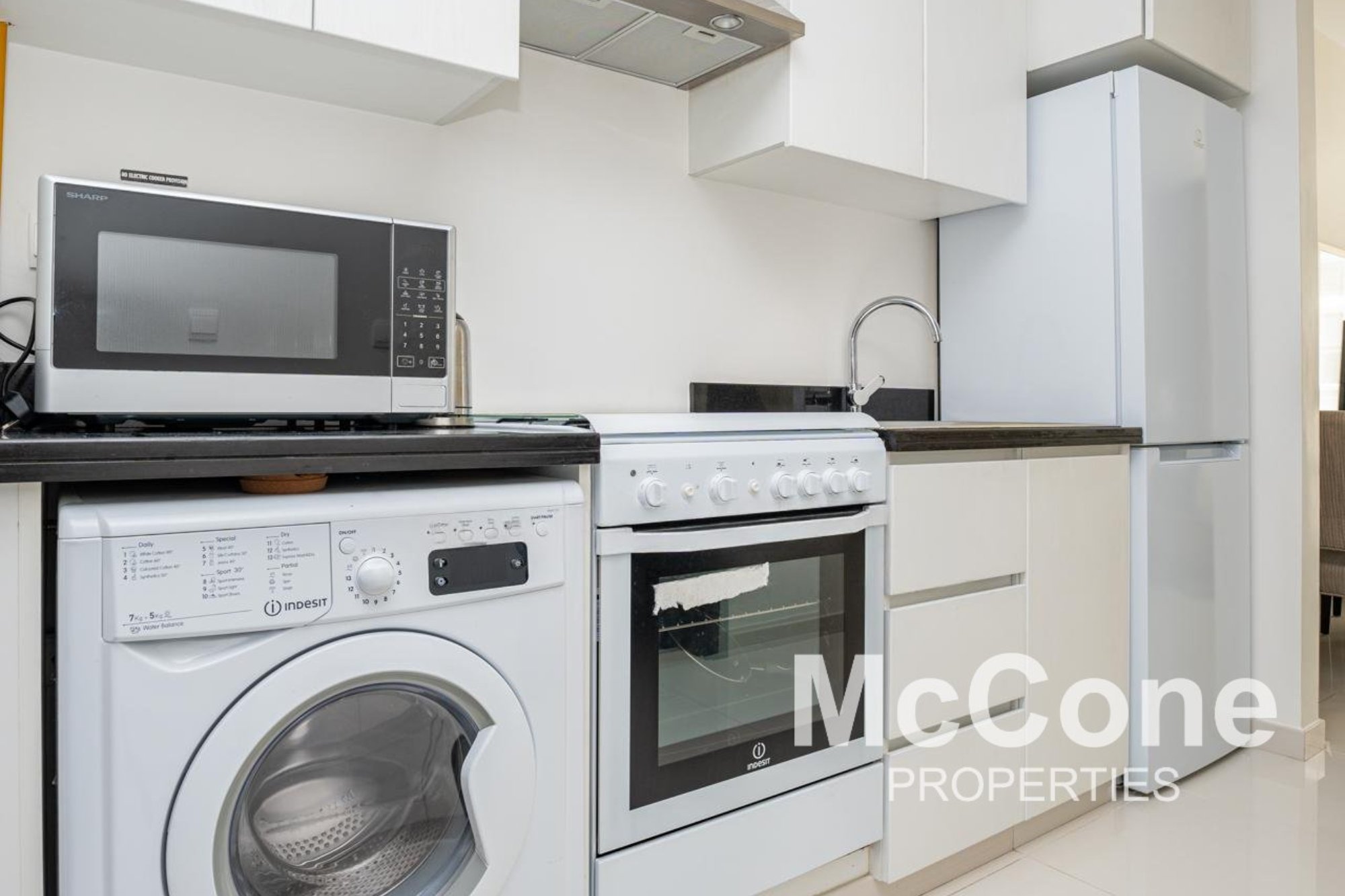 Studio Apartment for Rent in Celestia A, Dubai South (Dubai World Central) — photograph 15 of 25