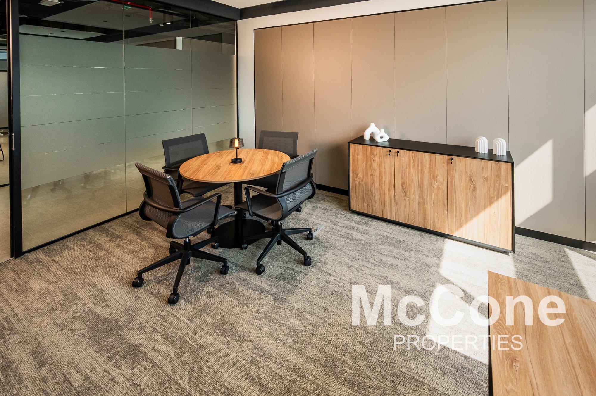 Office for Rent in Convention Tower, World Trade Center — photo 6 of 11
