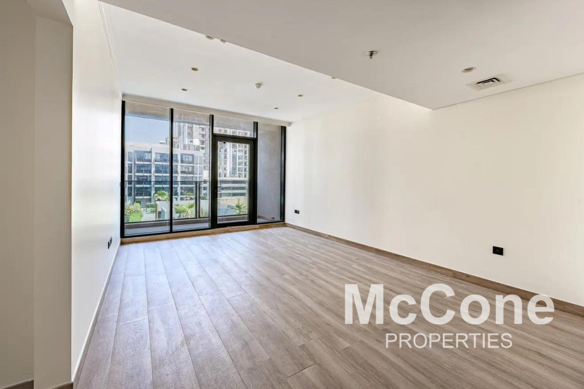 1 Bedroom Apartment for Rent in Chaimaa Avenue 1, Jumeirah Village Circle — photo 2 of 10