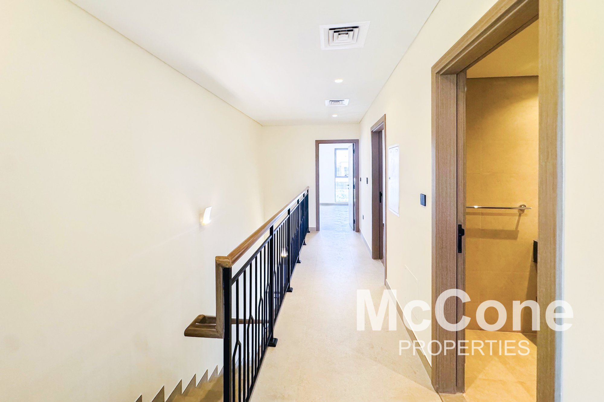 4 Bedroom Villa for Rent in Malta, Damac Lagoons — photograph 10 of 17