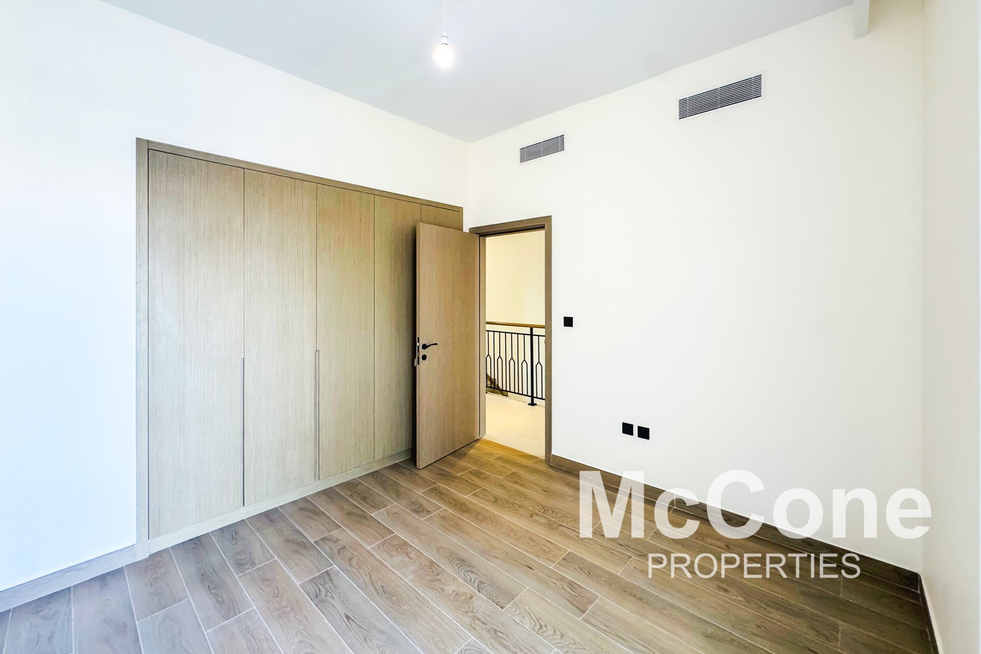 4 Bedroom Villa for Rent in Malta, Damac Lagoons — photograph 12 of 17