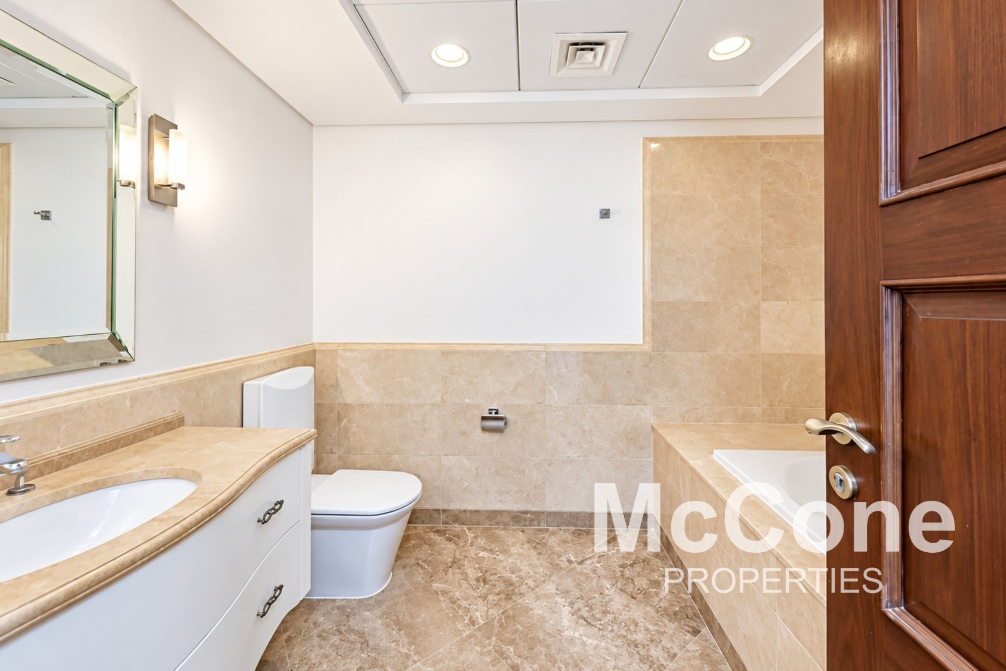 4 Bedroom Apartment for Rent in Sadaf 4, Jumeirah Beach Residence — photograph 13 of 18