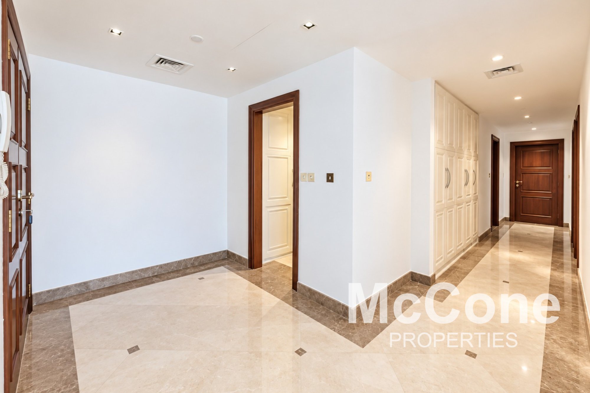 4 Bedroom Apartment for Rent in Sadaf 4, Jumeirah Beach Residence — photograph 15 of 18
