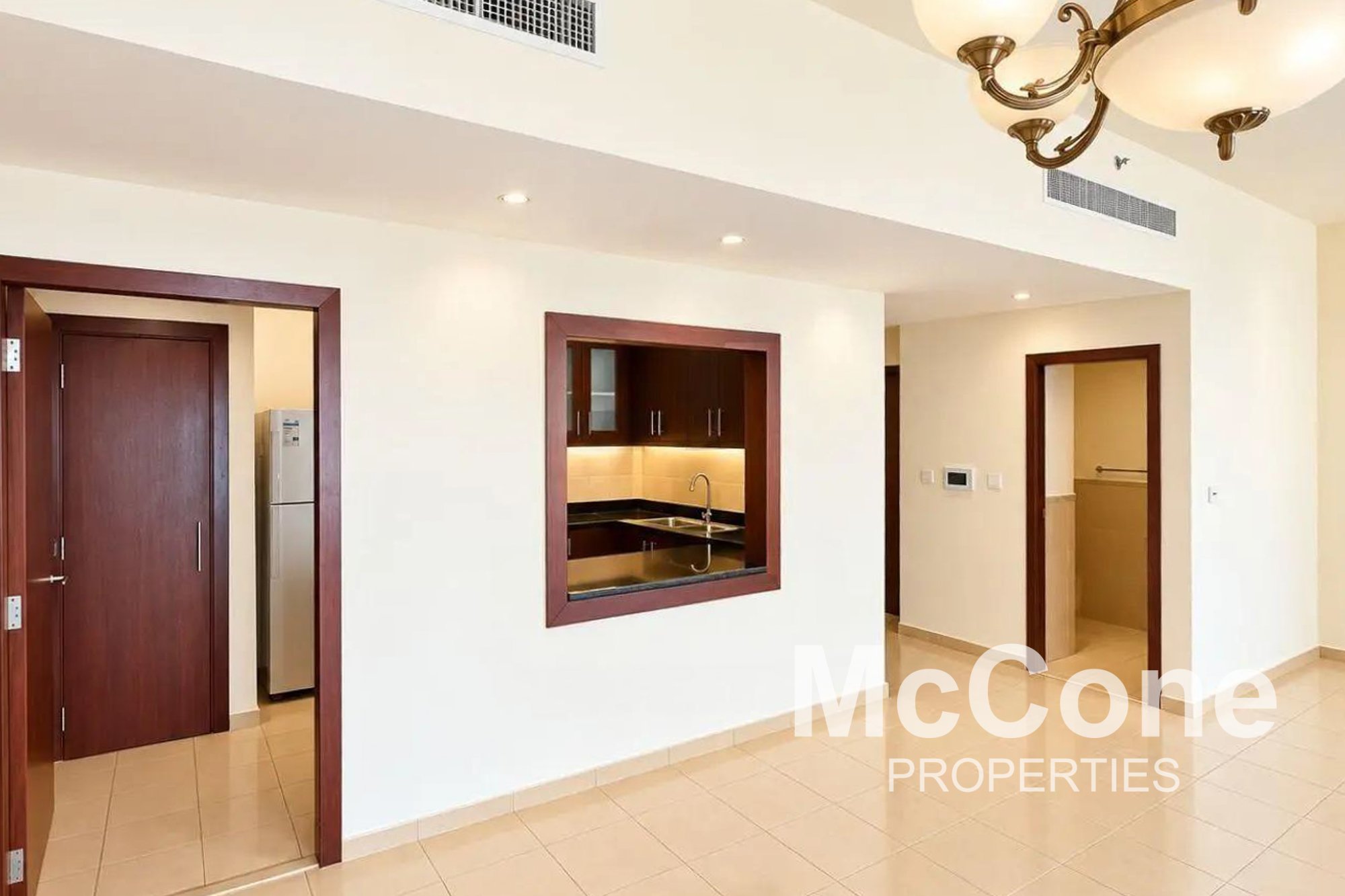 2 Bedroom Apartment for Rent in Rimal 3, Jumeirah Beach Residence — photo 2 of 12