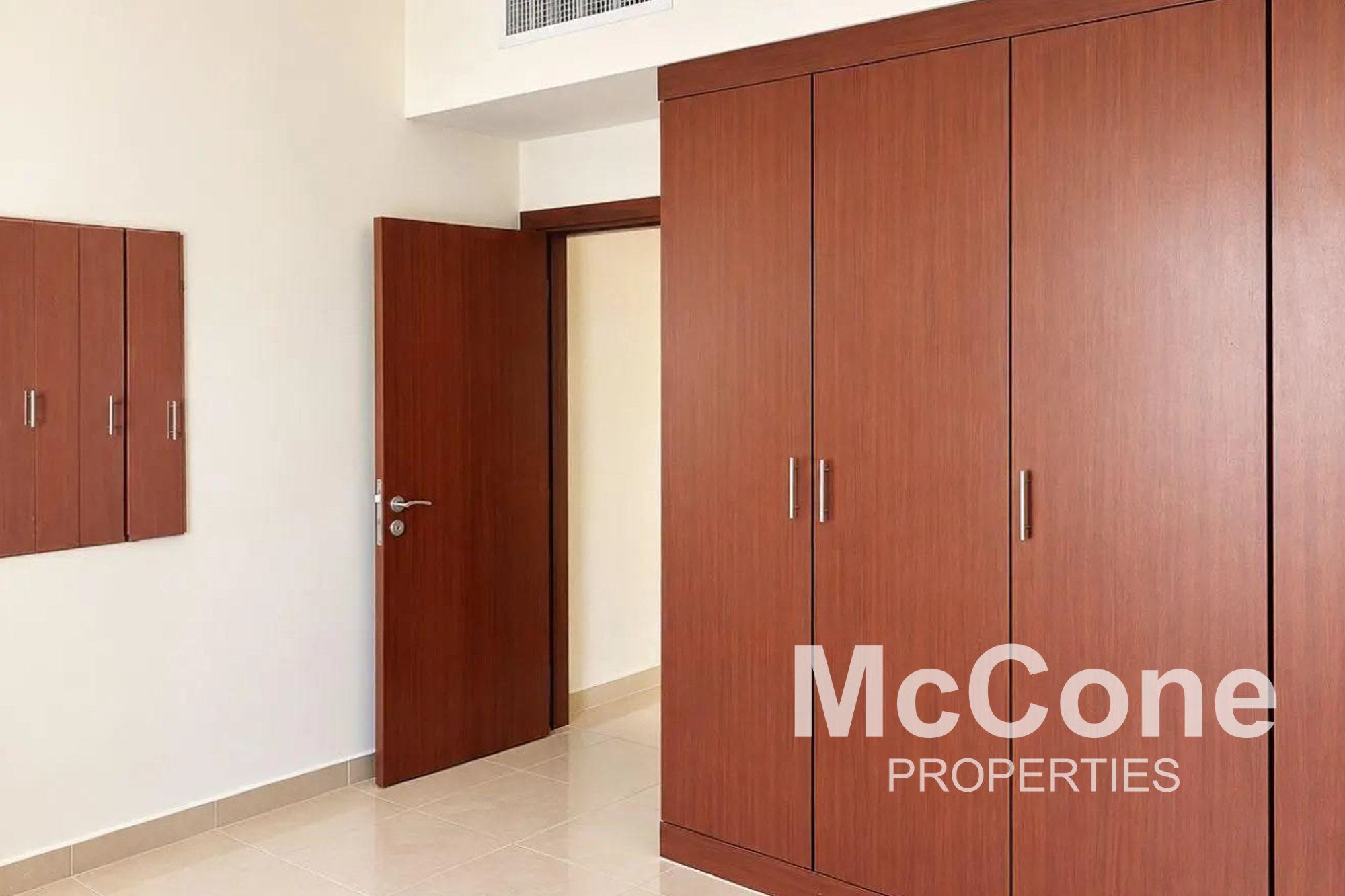 2 Bedroom Apartment for Rent in Rimal 3, Jumeirah Beach Residence — photo 7 of 12