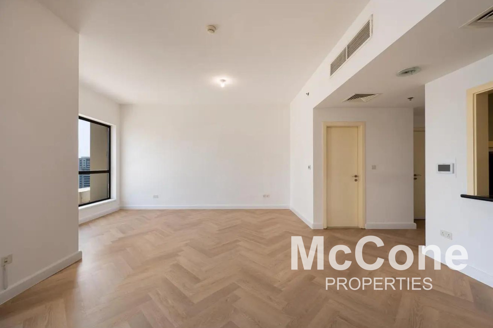 2 Bedroom Apartment for Rent in Shams 2, Jumeirah Beach Residence — photo 4 of 11