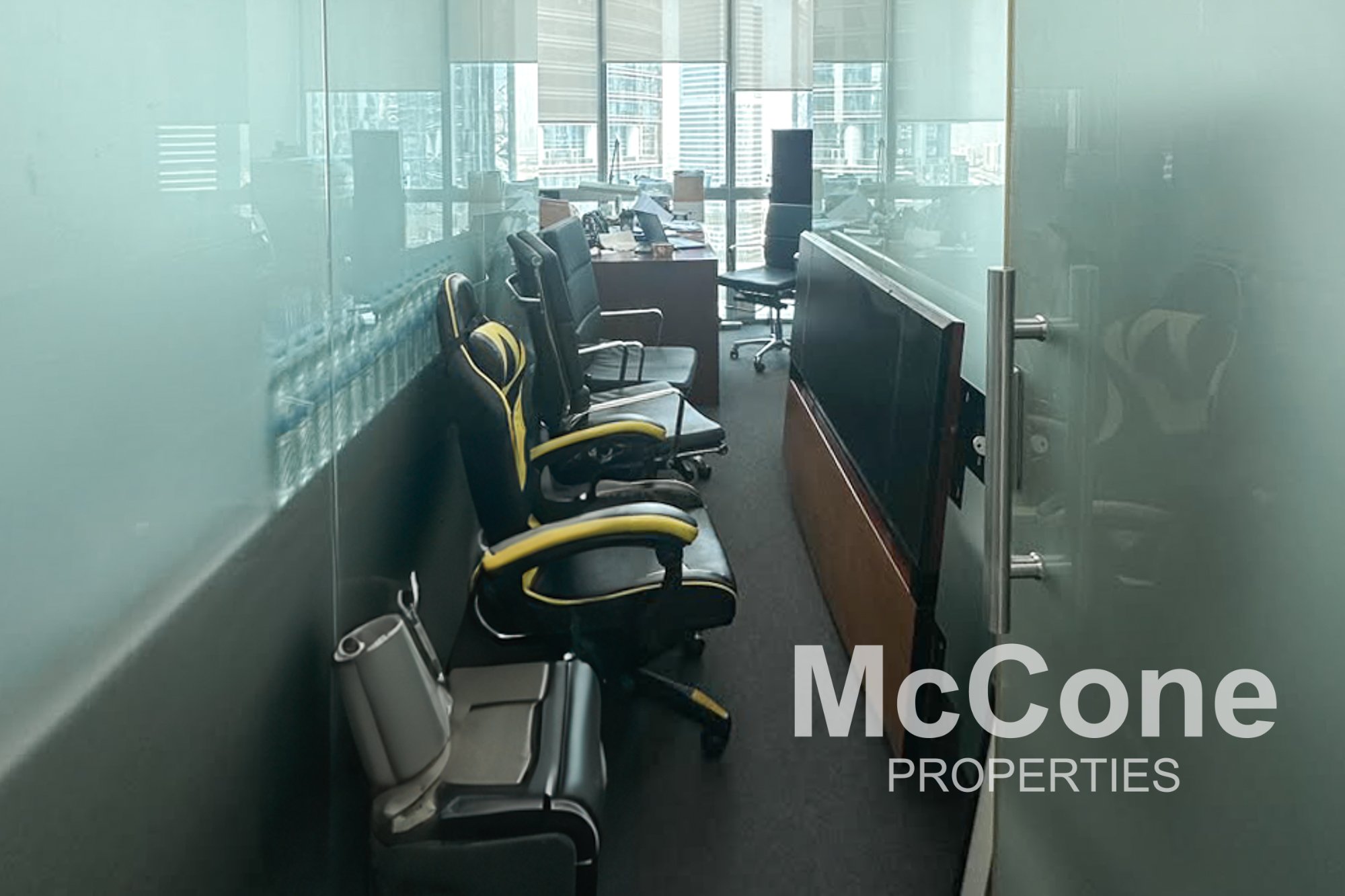 Office for Rent in Almas Tower, Jumeirah Lake Towers — photograph 10 of 17