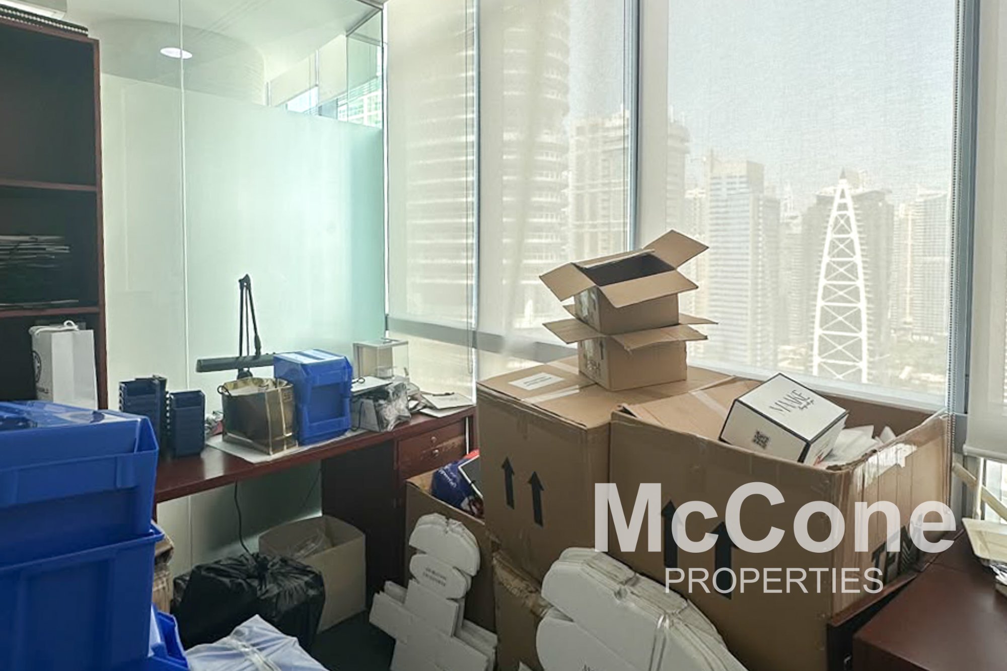 Office for Rent in Almas Tower, Jumeirah Lake Towers — photograph 14 of 17