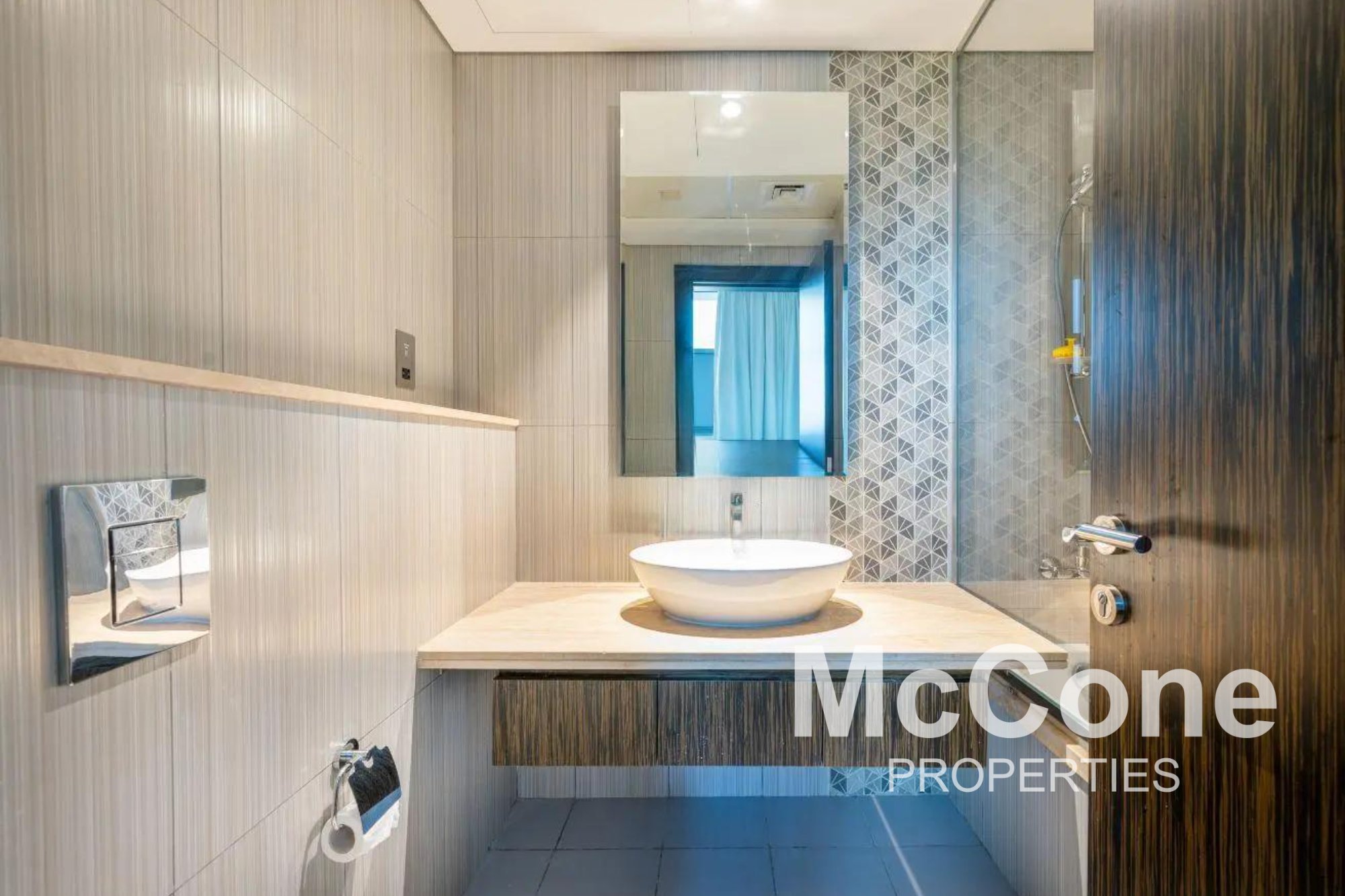 3 Bedroom Apartment for Rent in Golf Veduta Hotel Apartments A, Damac Hills — photo 9 of 11