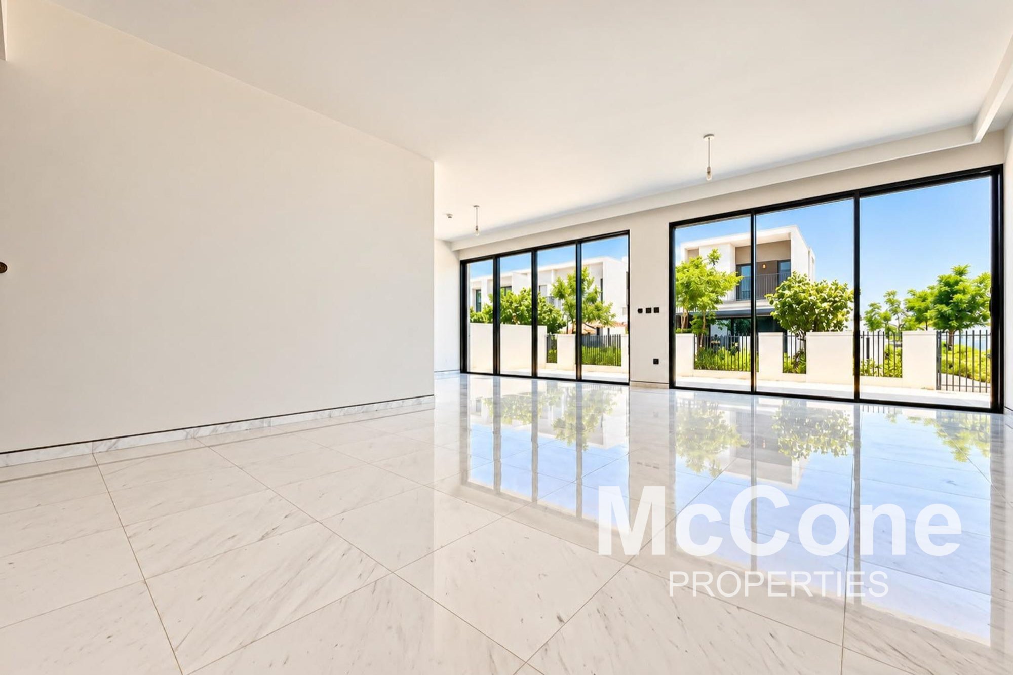 4 Bedroom Villa for Rent in Harmony 2, Tilal Al Ghaf — photo 2 of 22
