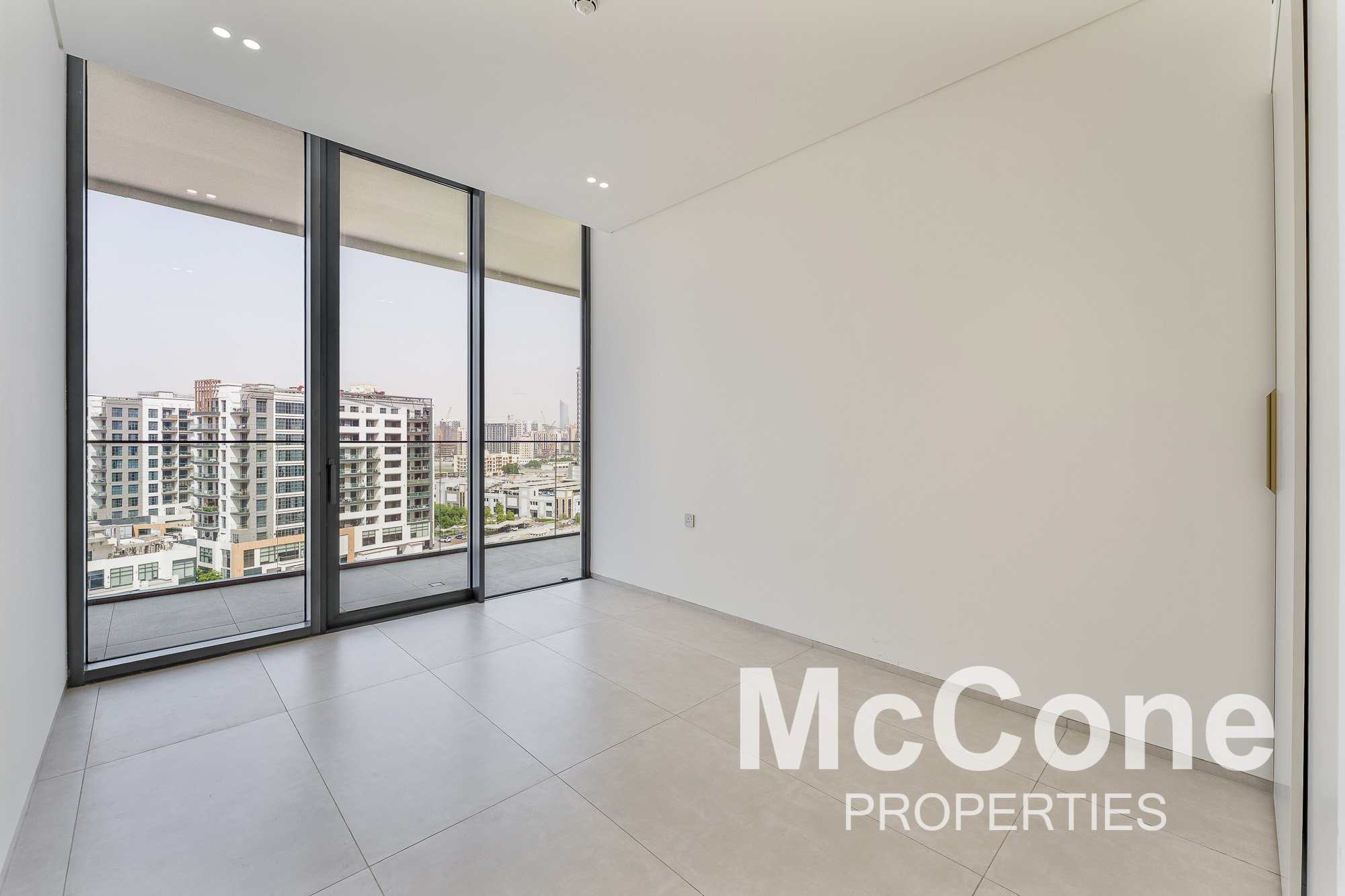 2 Bedroom Apartment for Sale in Binghatti Pinnacle, Al Jaddaf — photo 7 of 19