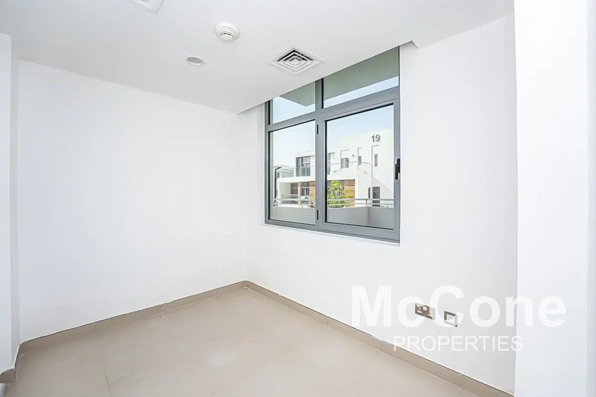 3 Bedroom Duplex for Rent in The Pulse Townhouses, Dubai South (Dubai World Central) — photo 8 of 14