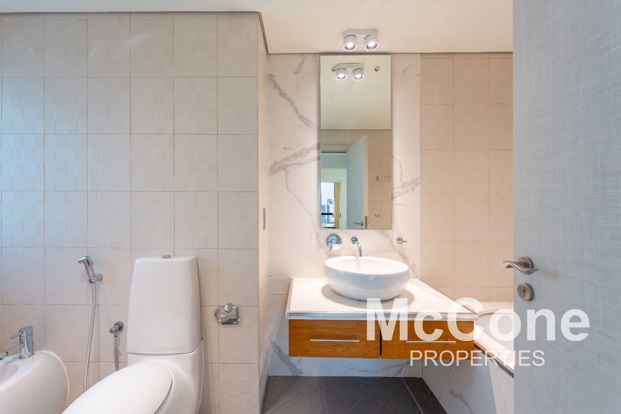 2 Bedroom Apartment for Rent in Murjan 3, Jumeirah Beach Residence — photograph 10 of 19