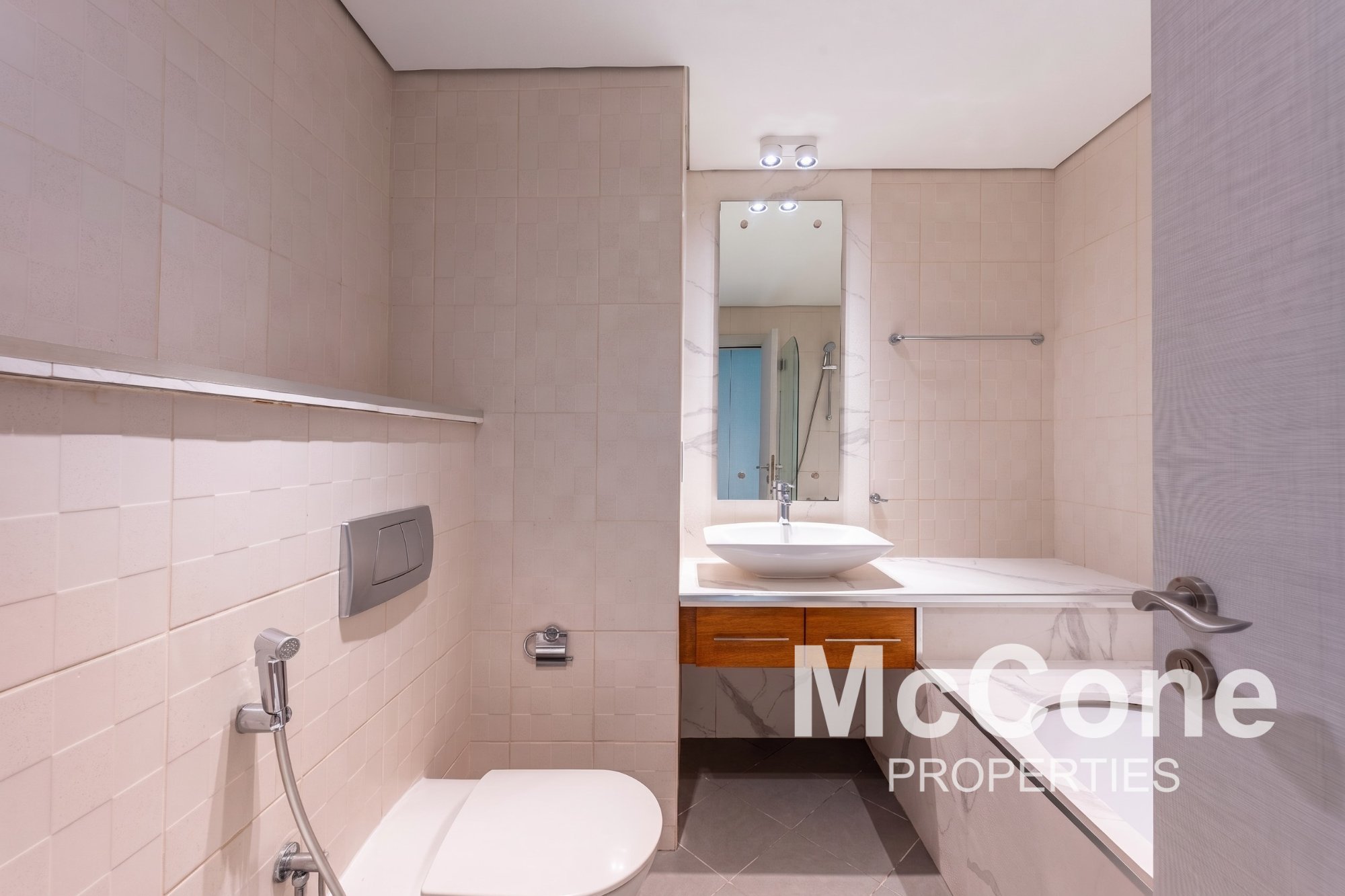 2 Bedroom Apartment for Rent in Murjan 3, Jumeirah Beach Residence — photograph 12 of 19