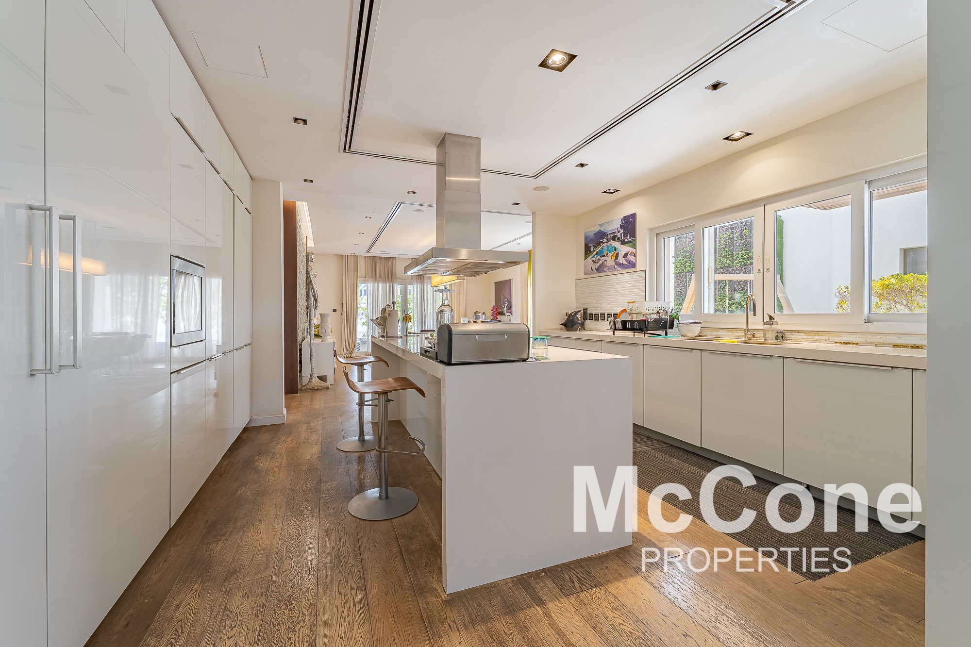 4 Bedroom Villa for Sale in Palm Jumeirah Frond B, Palm Jumeirah — photo 5 of 10