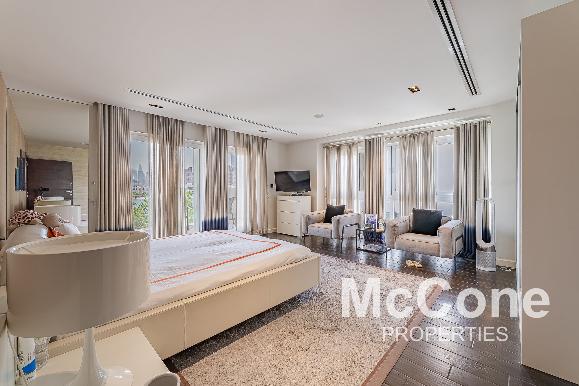 4 Bedroom Villa for Sale in Palm Jumeirah Frond B, Palm Jumeirah — photo 7 of 10