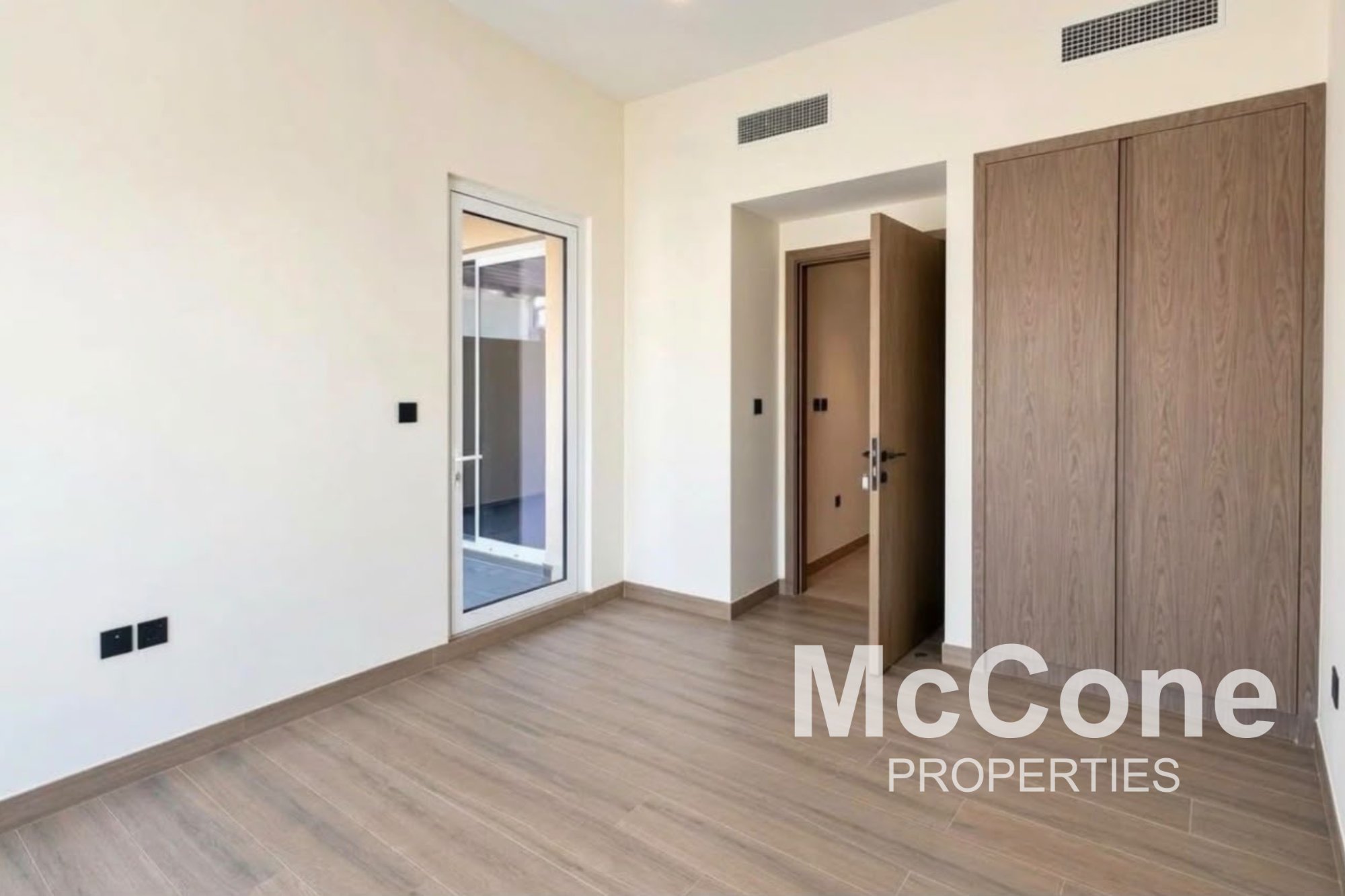 4 Bedroom Townhouse for Sale in Nice, Damac Lagoons — photo 9 of 13