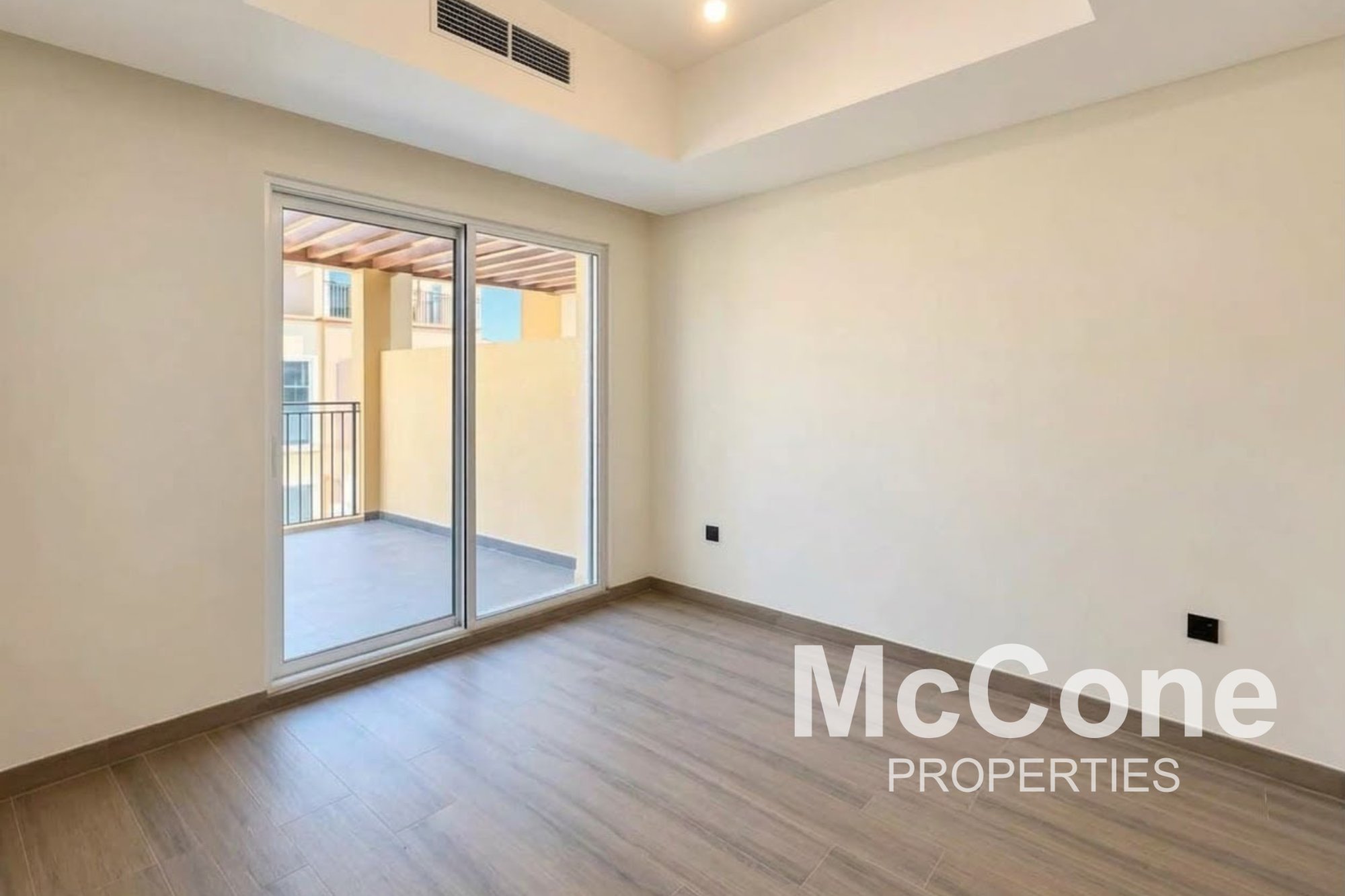 4 Bedroom Townhouse for Sale in Nice, Damac Lagoons — photograph 12 of 13