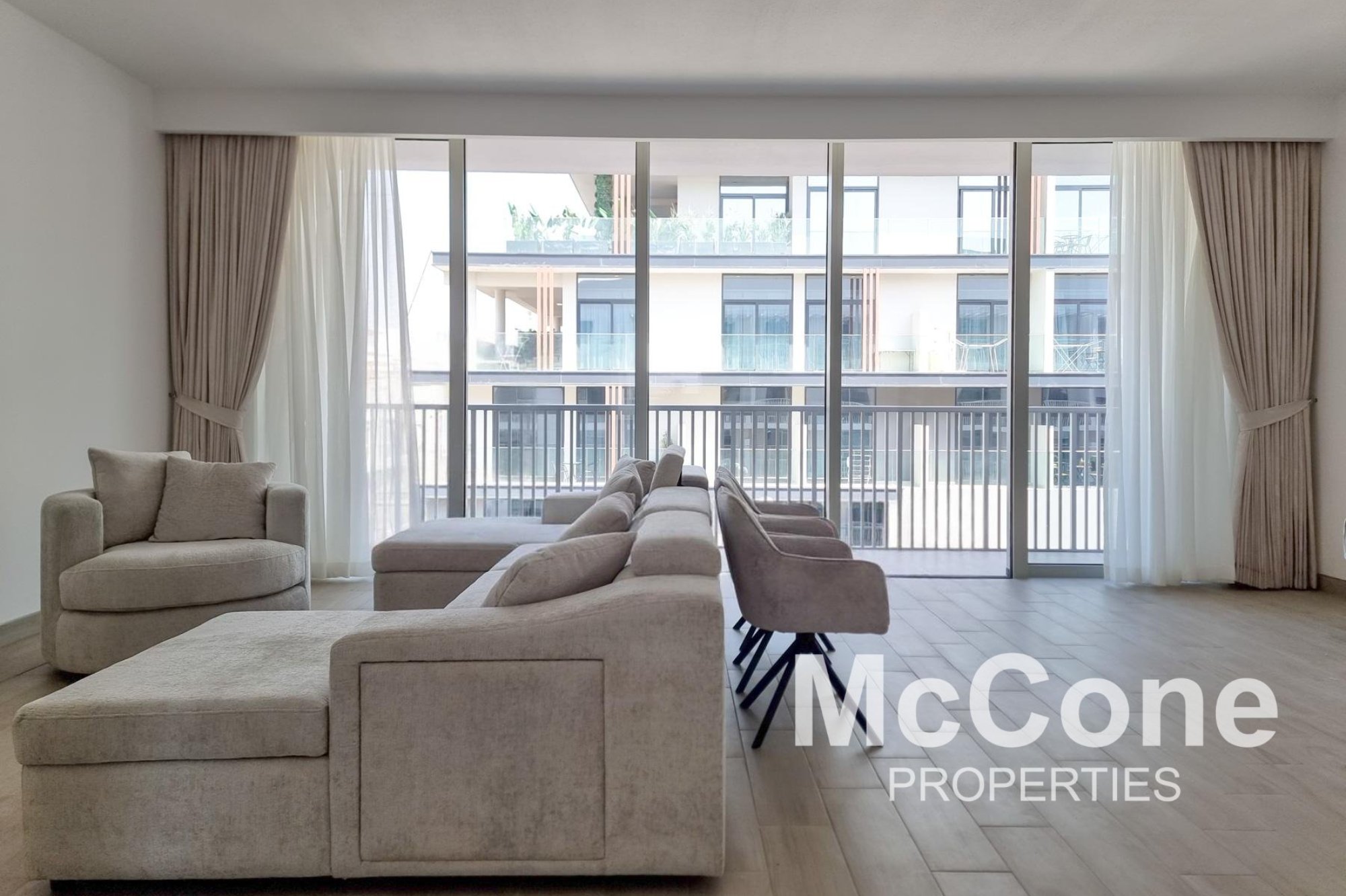 3 Bedroom Apartment for Rent in Luma 22 East Tower, Jumeirah Village Circle — photograph 23 of 28