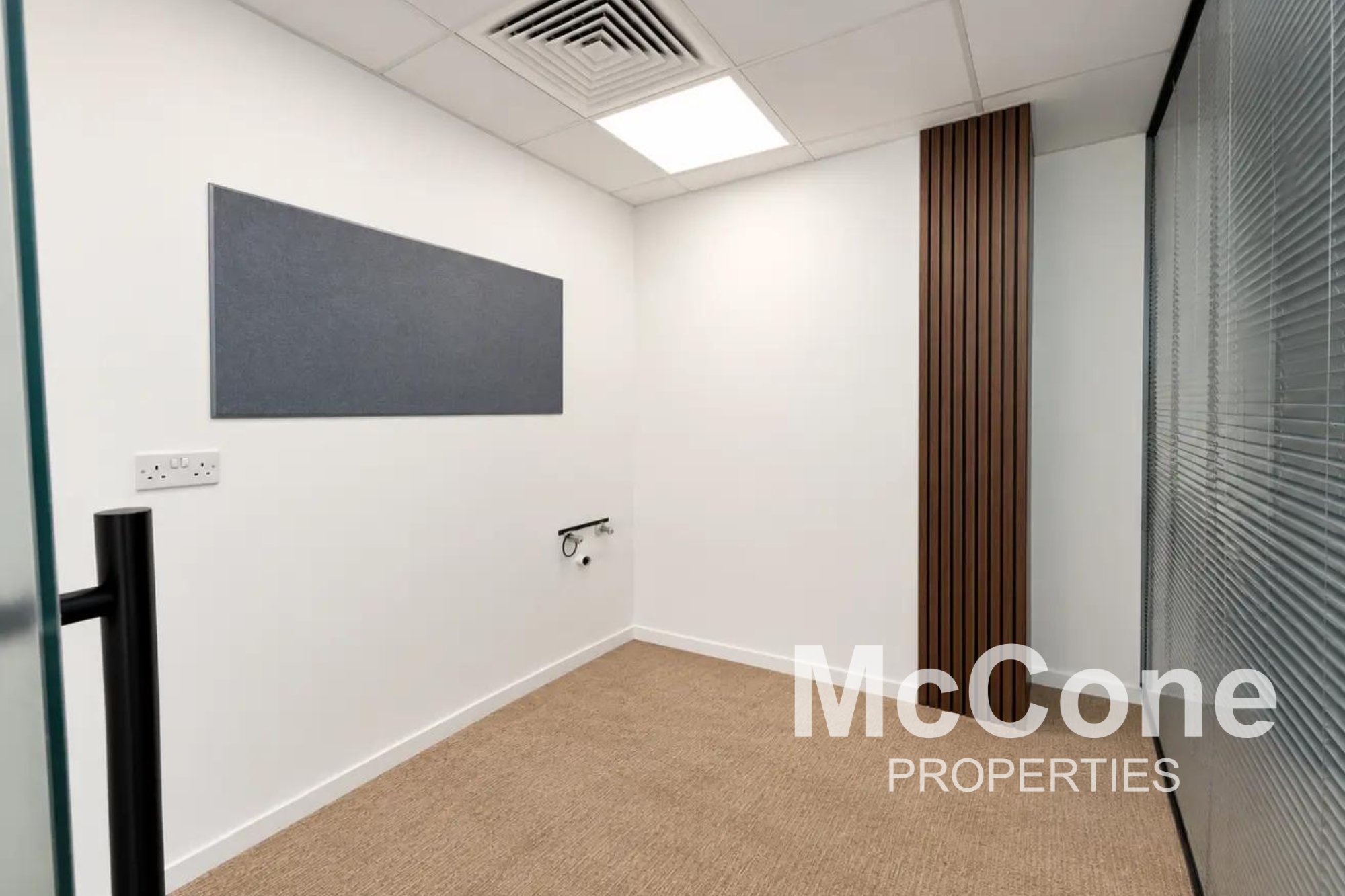 Office for Rent in The Burlington, Business Bay — photo 4 of 10