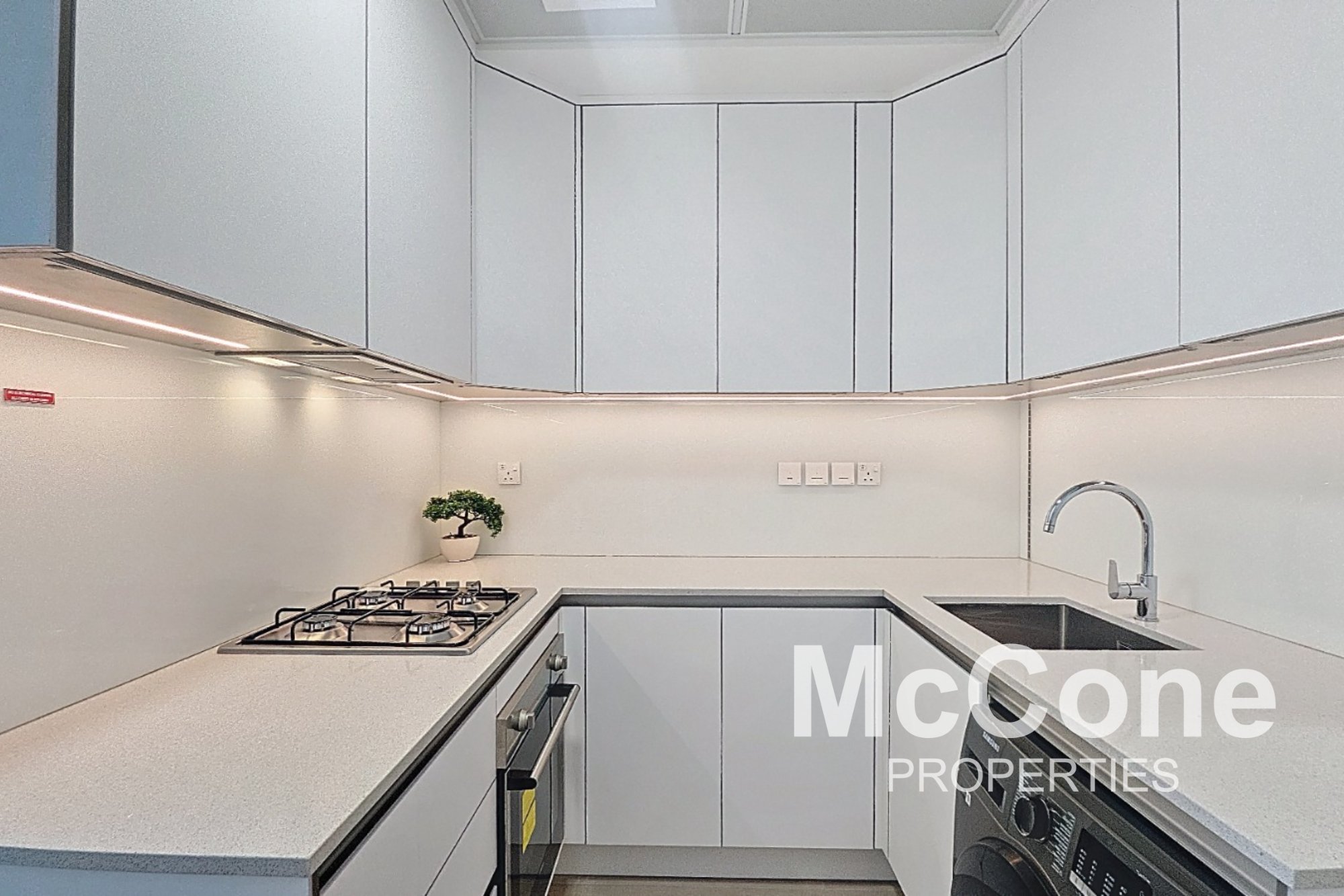 Studio Apartment for Rent in Luma 22, Jumeirah Village Circle — photograph 12 of 20