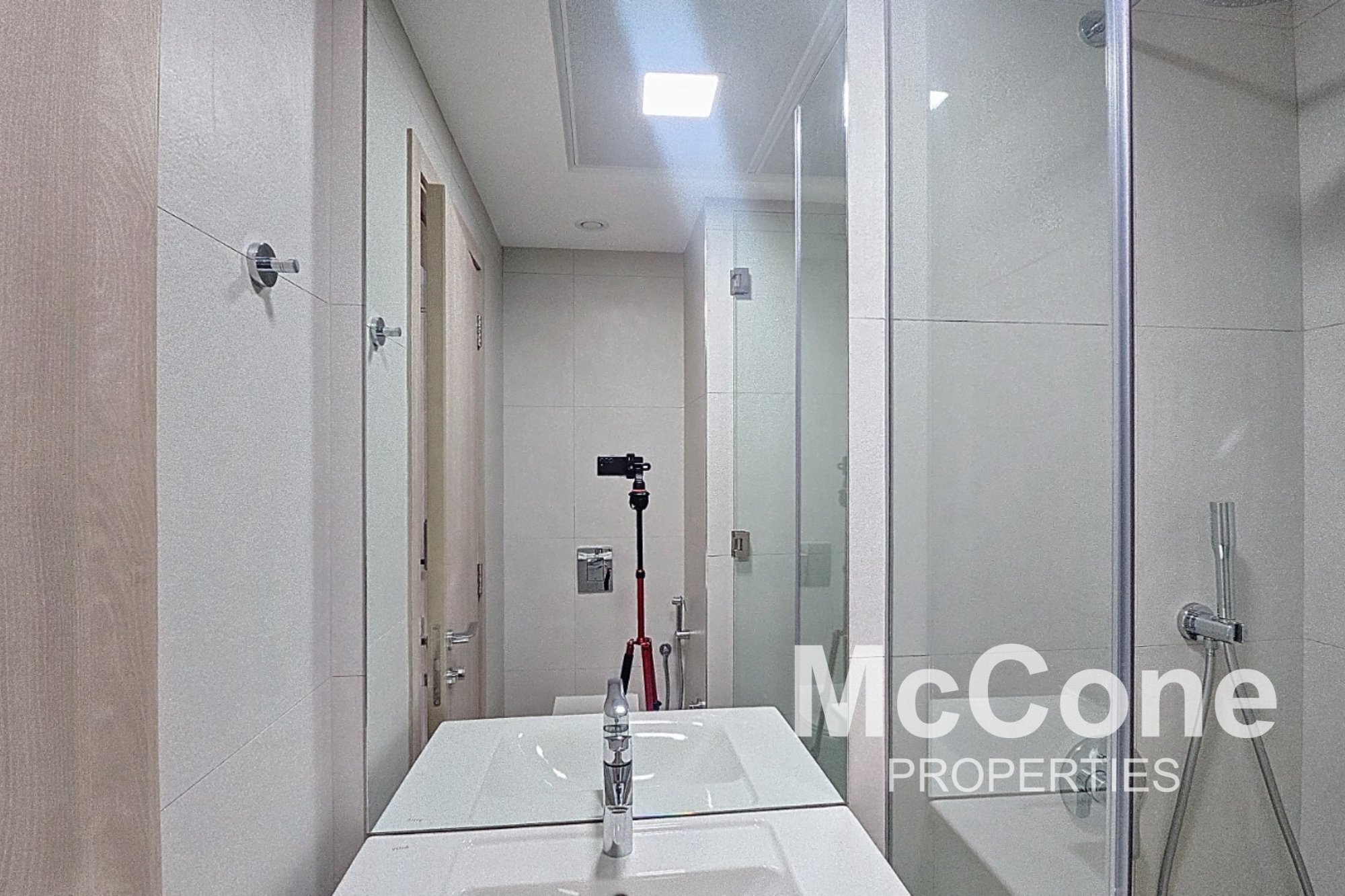 Studio Apartment for Rent in Luma 22, Jumeirah Village Circle — photograph 16 of 20