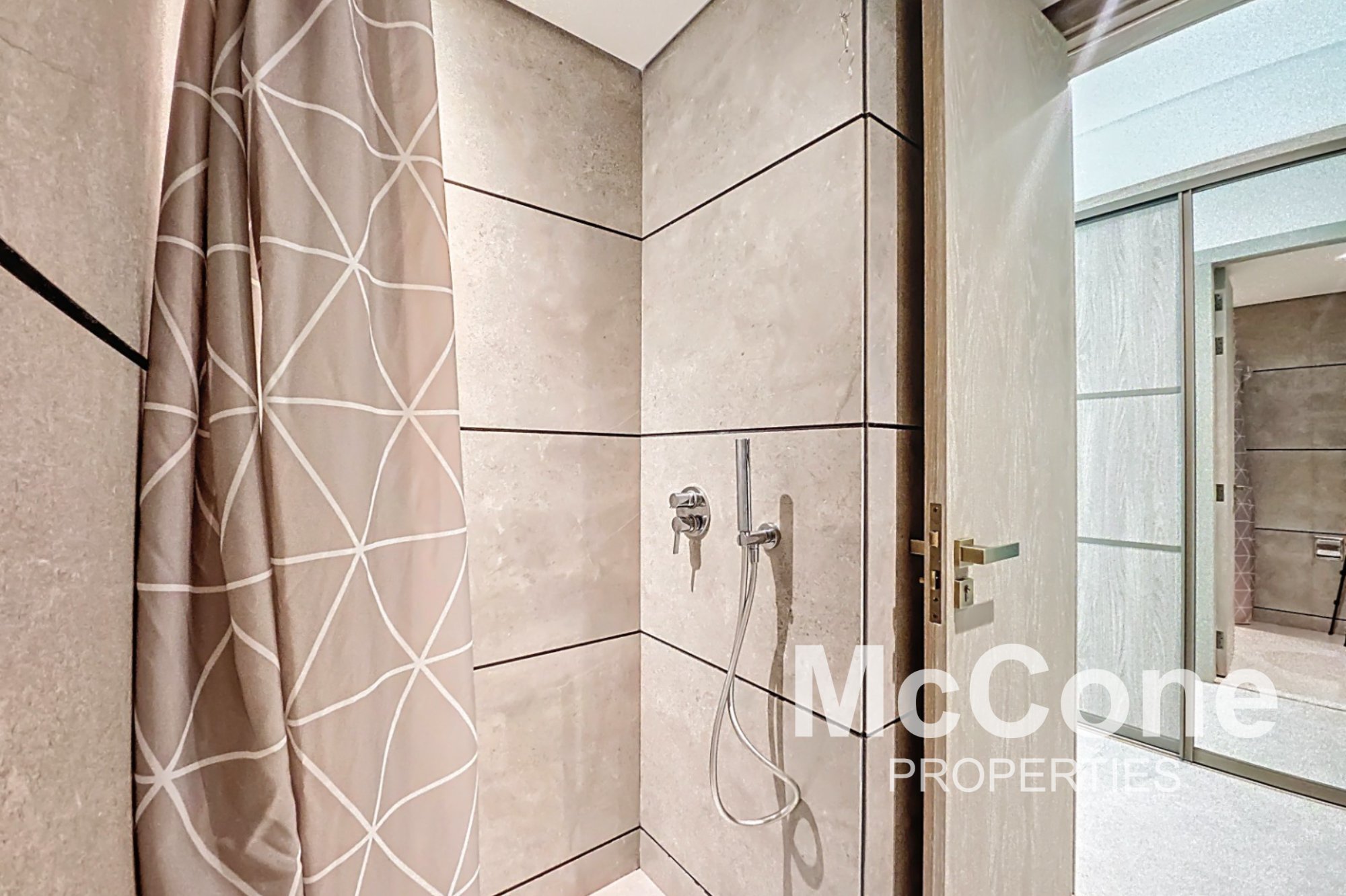 Studio Apartment for Rent in Signature Livings South, Jumeirah Village Circle — photograph 10 of 16