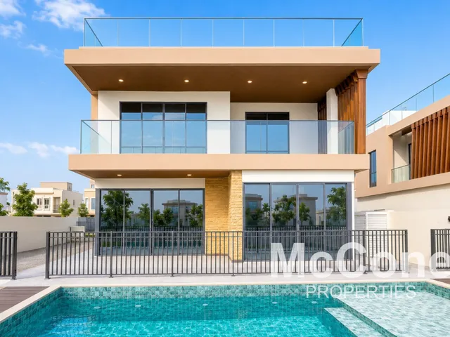 7 Bedroom Villa for Sale in Malta, Damac Lagoons